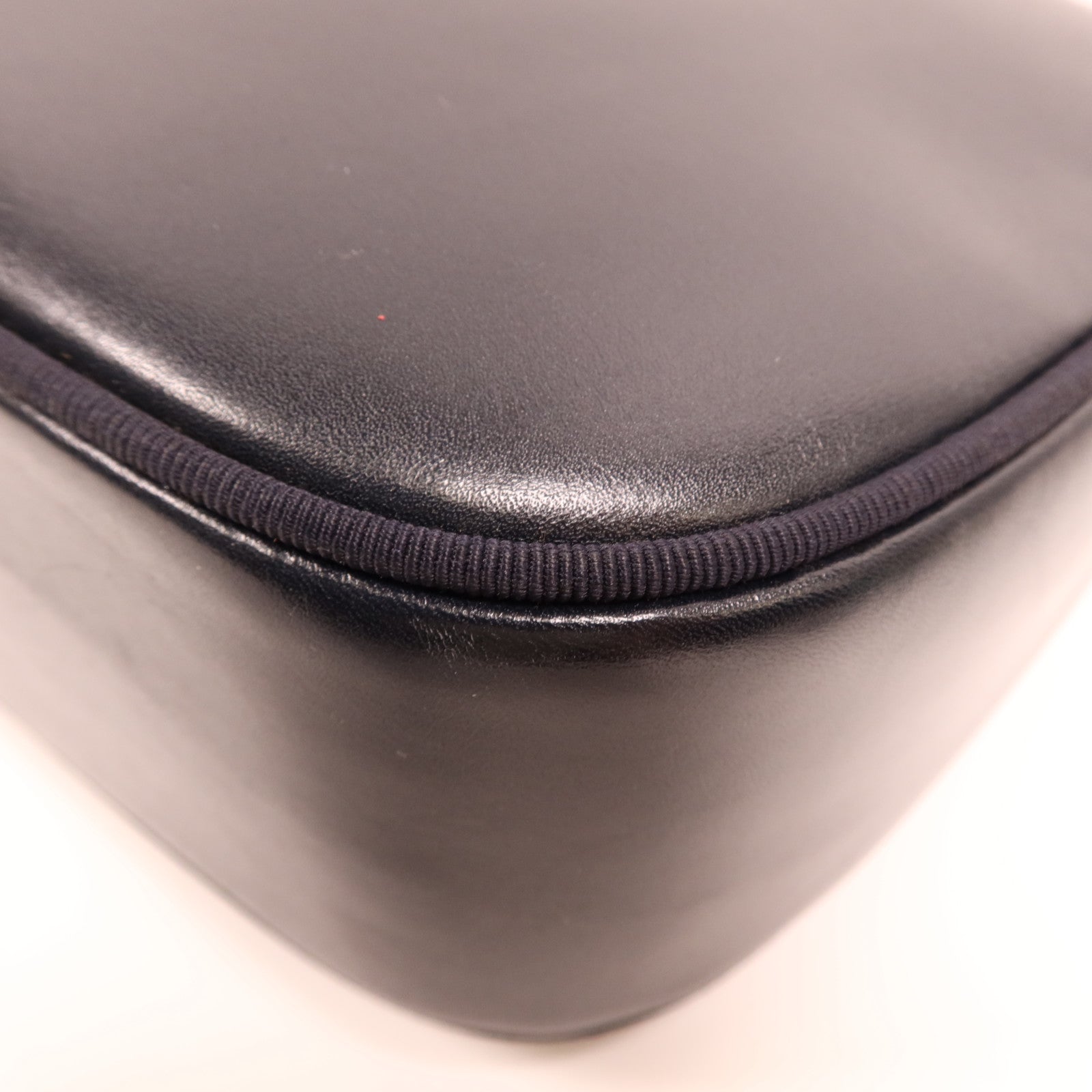Salvatore Ferragamo 【激減優惠】牛皮皮革Shoulder Bag金扣肩背袋