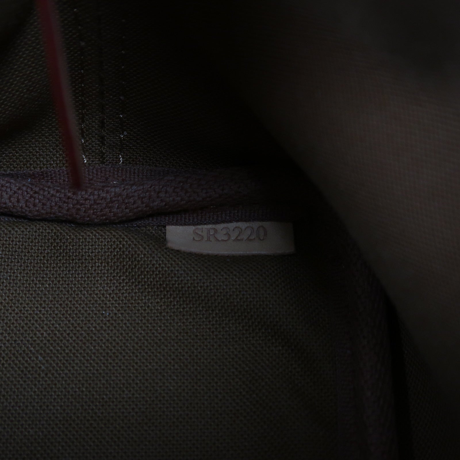LOUIS VUITTON Monogram Neo Nano金扣肩背袋啡色