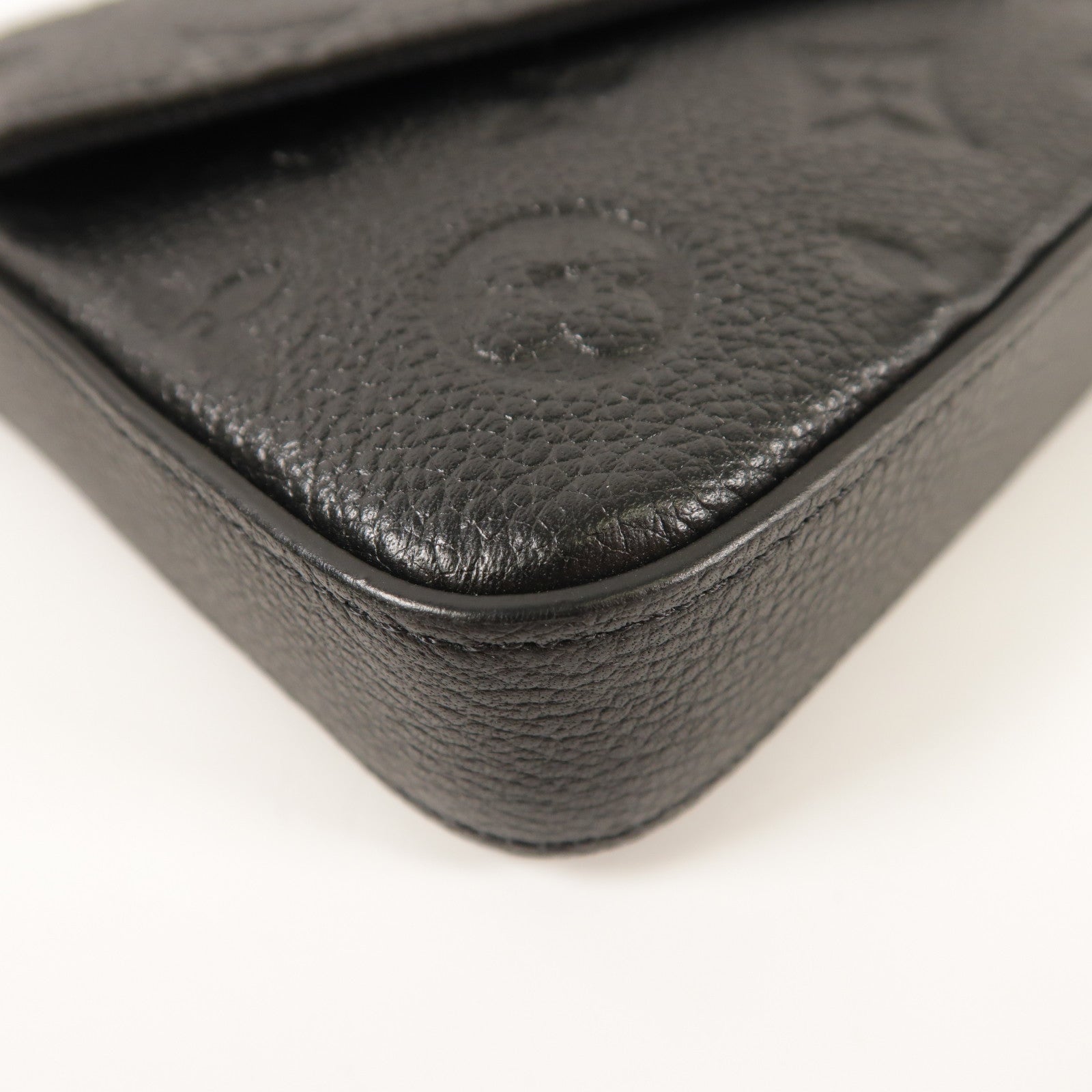 LOUIS VUITTON Monogram Empreinte Felicie Pochette金扣肩背袋