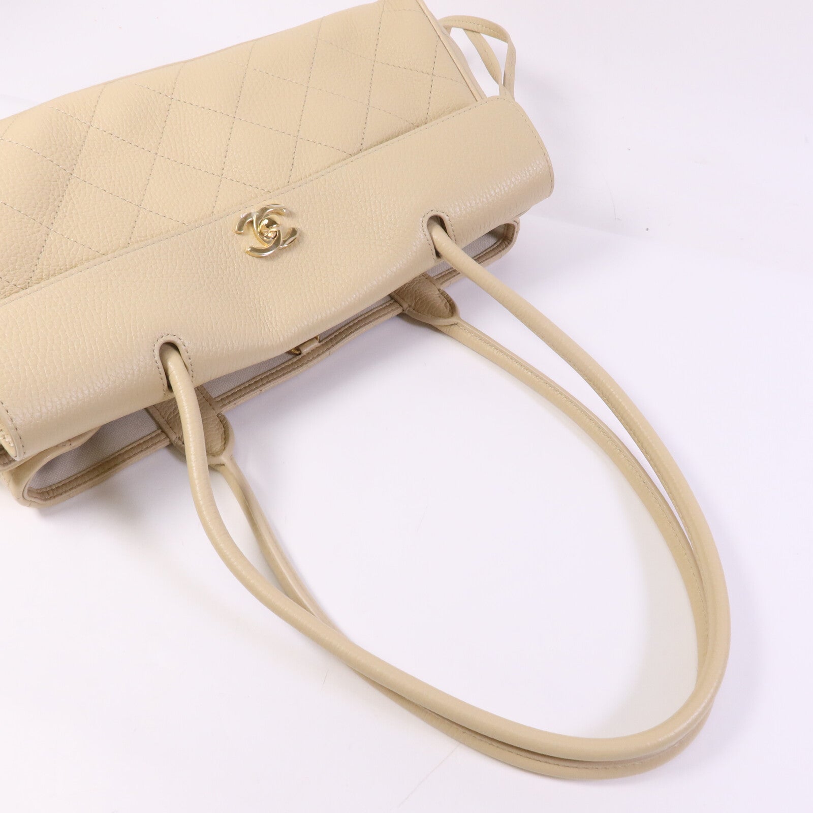 CHANEL 牛皮皮革26S金扣肩背袋
