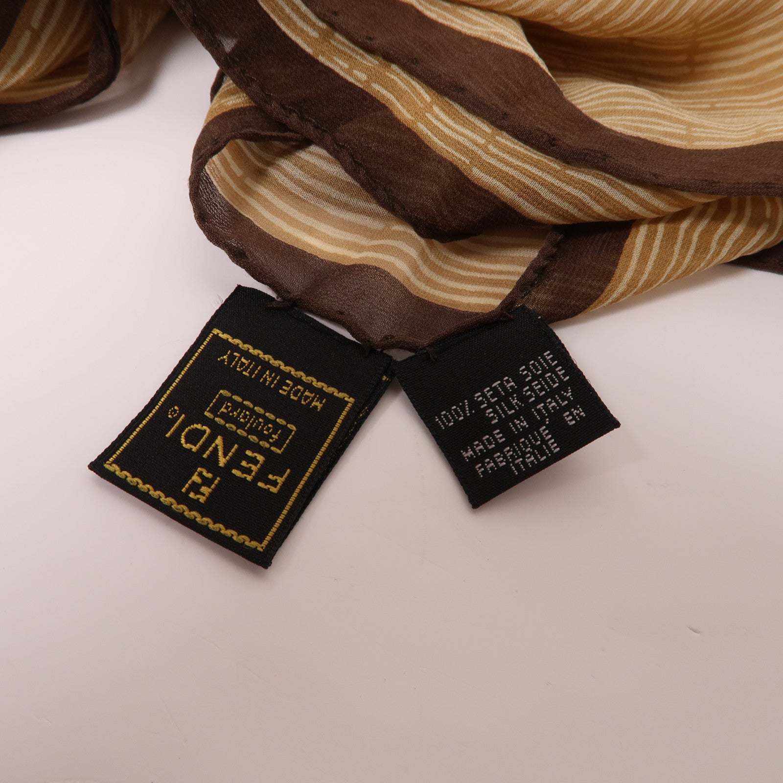 FENDI 絲質Scarf絲巾啡色