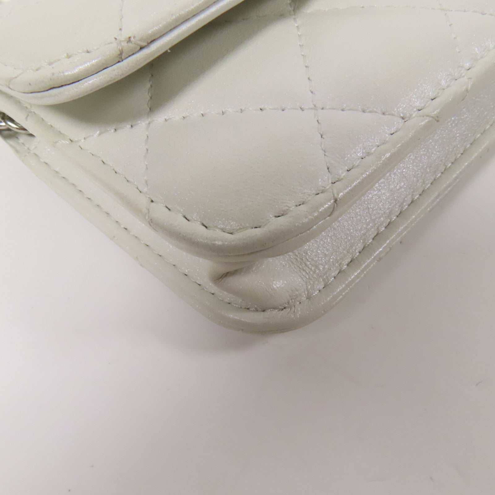 CHANEL 牛皮皮革Shoulder Bag銀扣肩背袋