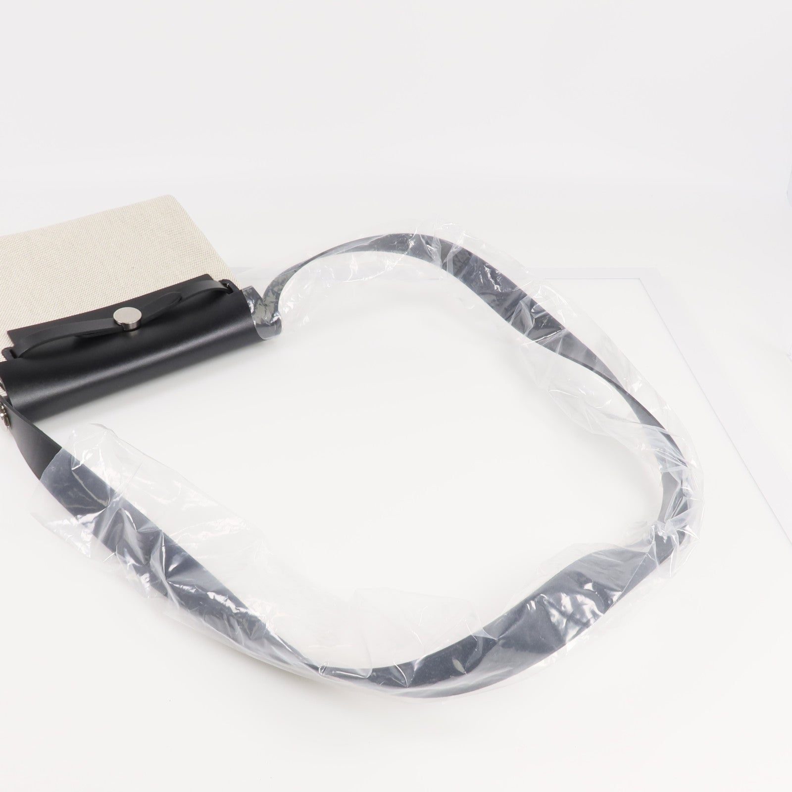 HERMES 【激減優惠】帆布/皮革Mini Herbag銀扣肩背袋Noir