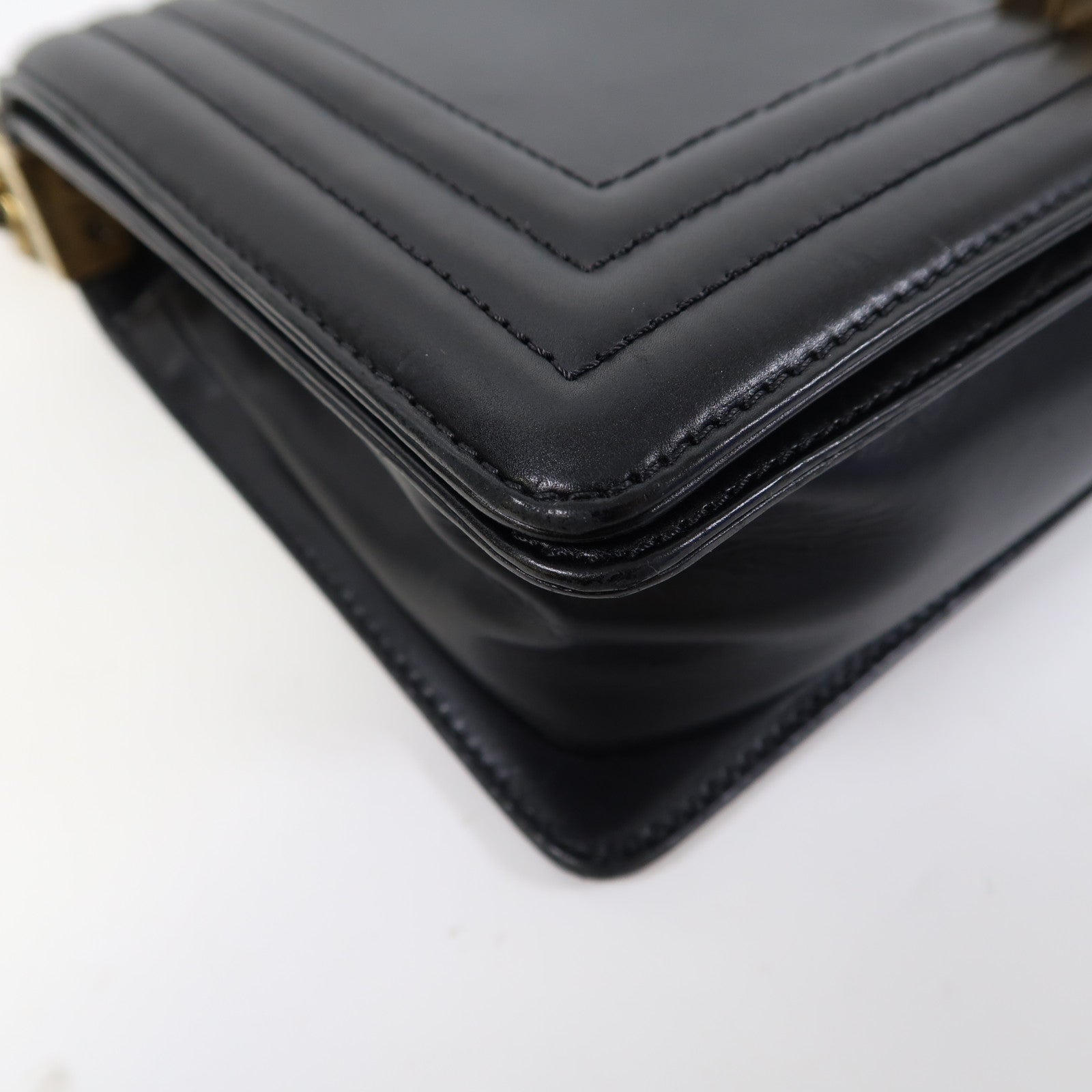 CHANEL 【激減優惠】菱格牛皮皮革Chain Shoulder金扣鏈帶肩背袋黑色