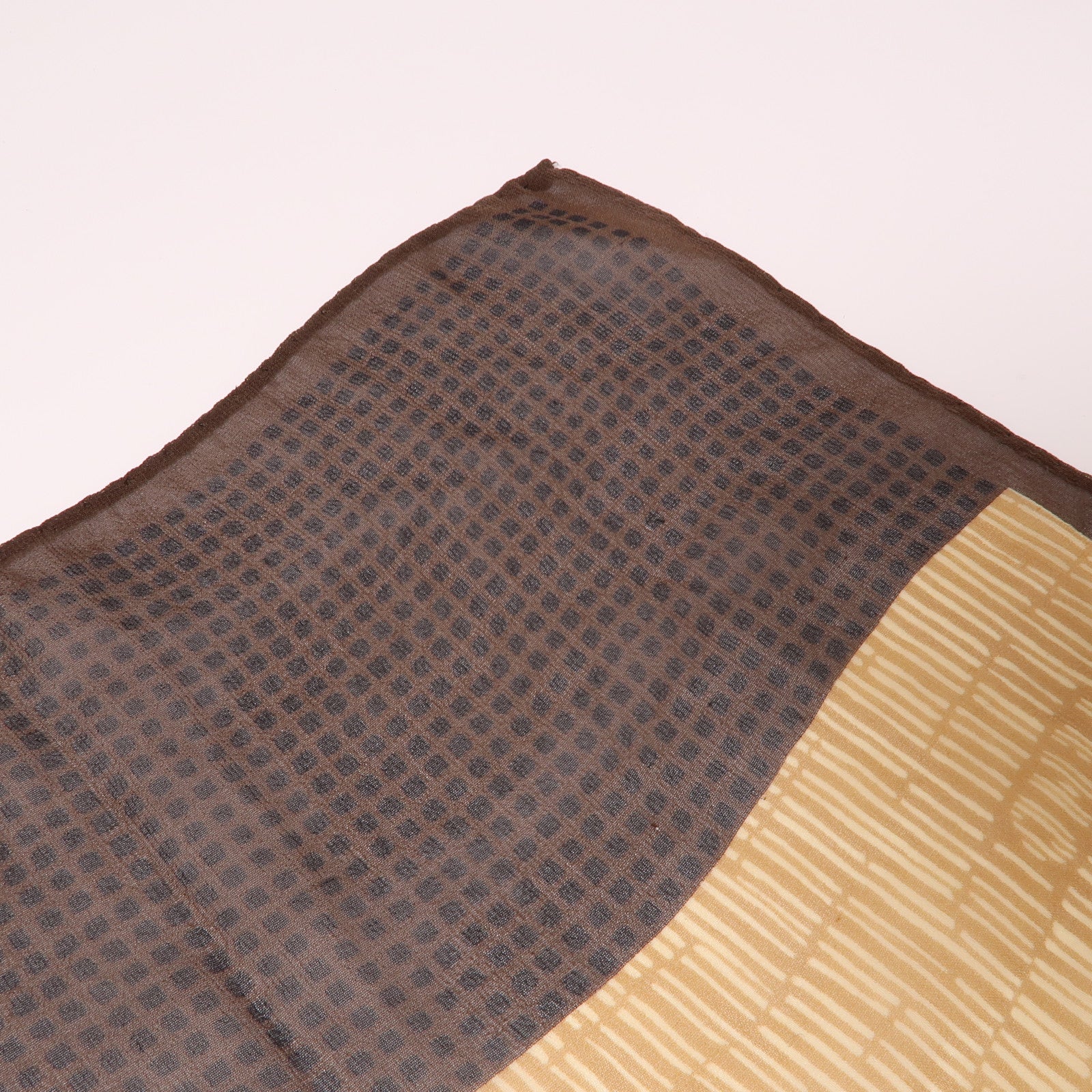 FENDI 絲質Scarf絲巾啡色