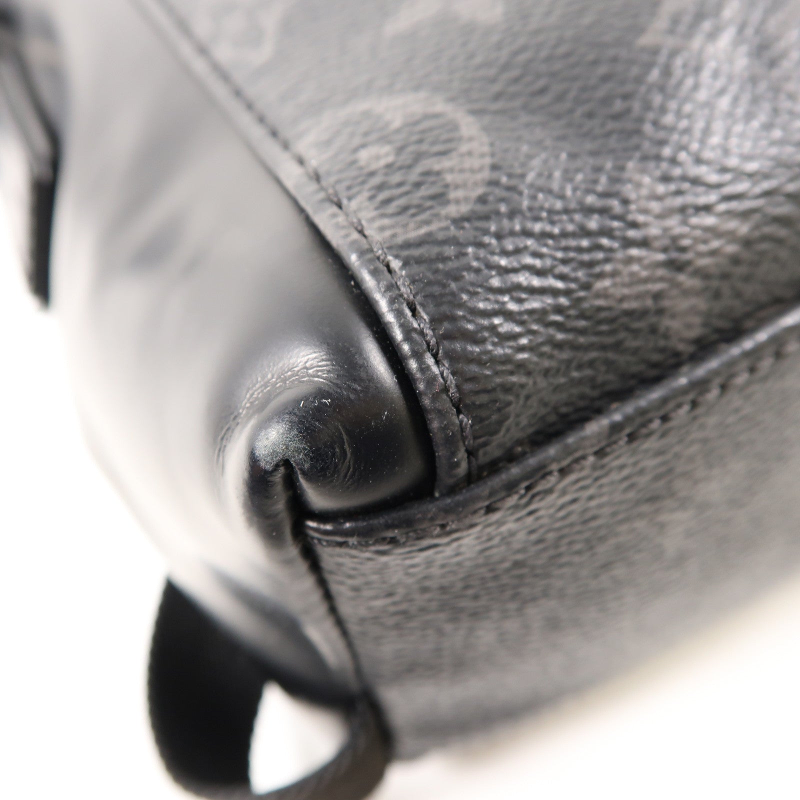 LOUIS VUITTON Monogram Eclipse Messenger PM Voyager銀扣肩背袋黑色