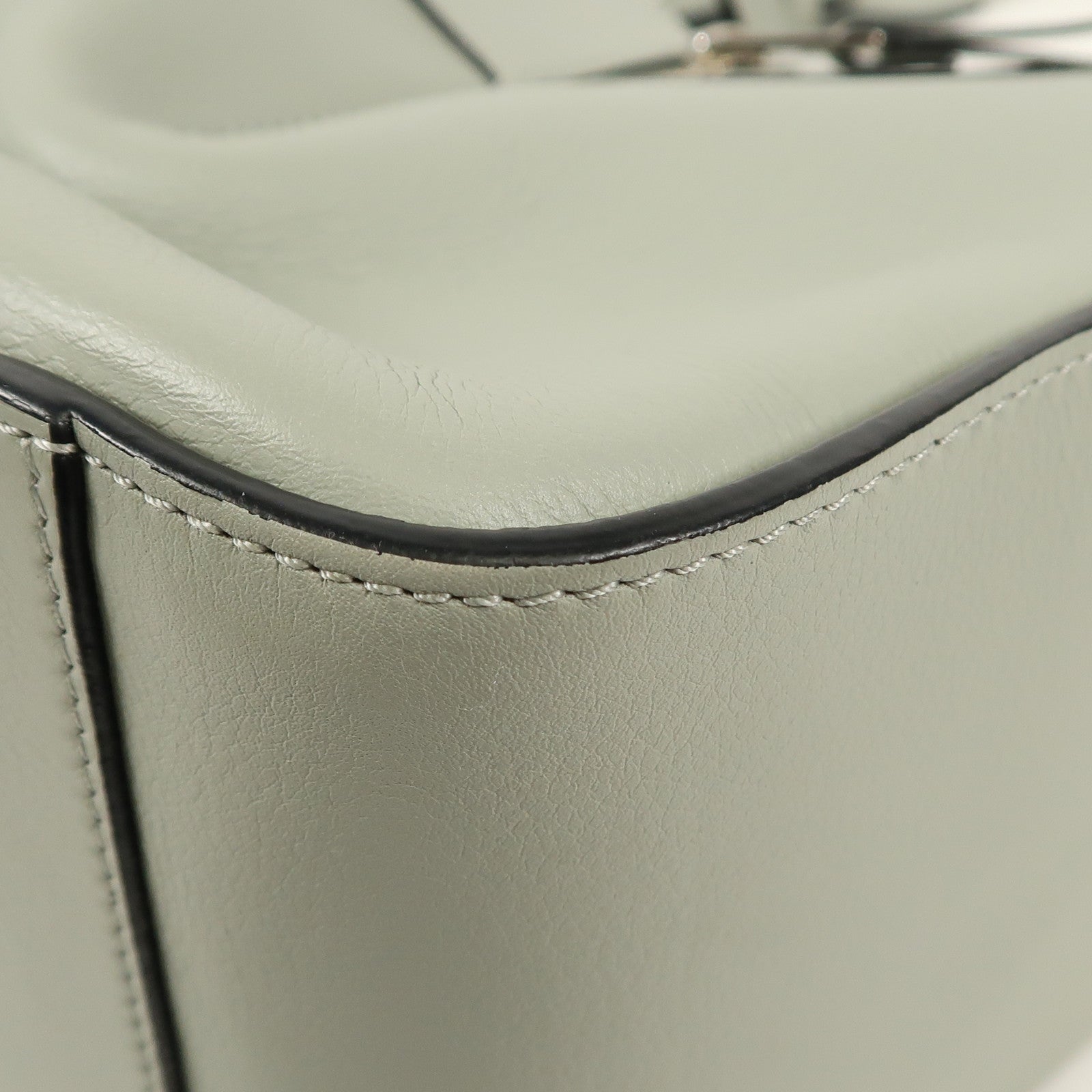 LOEWE 【激減優惠】牛皮皮革Hammock銀扣手挽肩背兩用袋