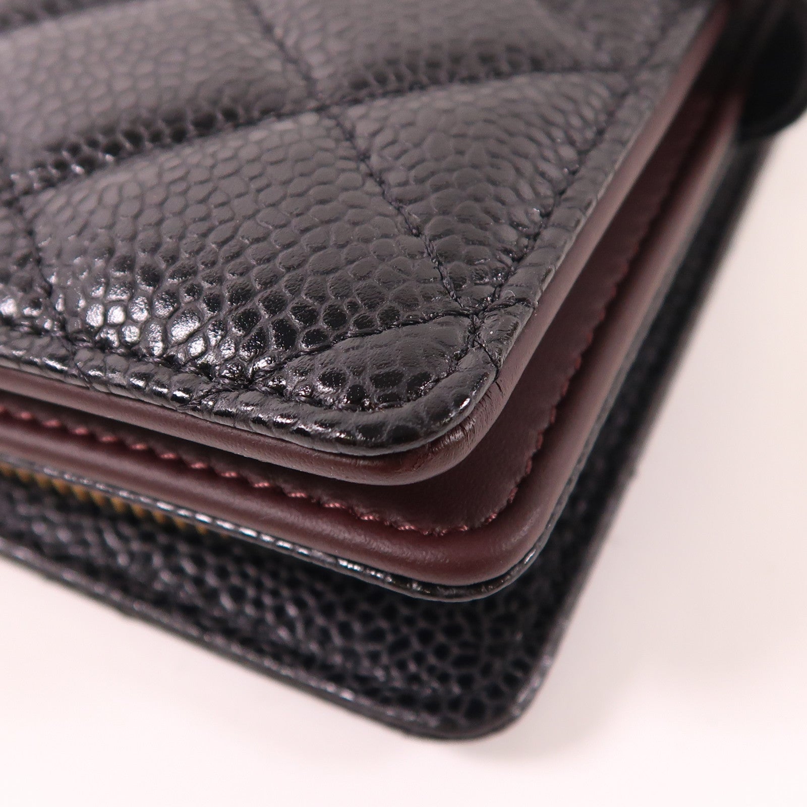 CHANEL 牛皮皮革Fold Wallet金扣錢包