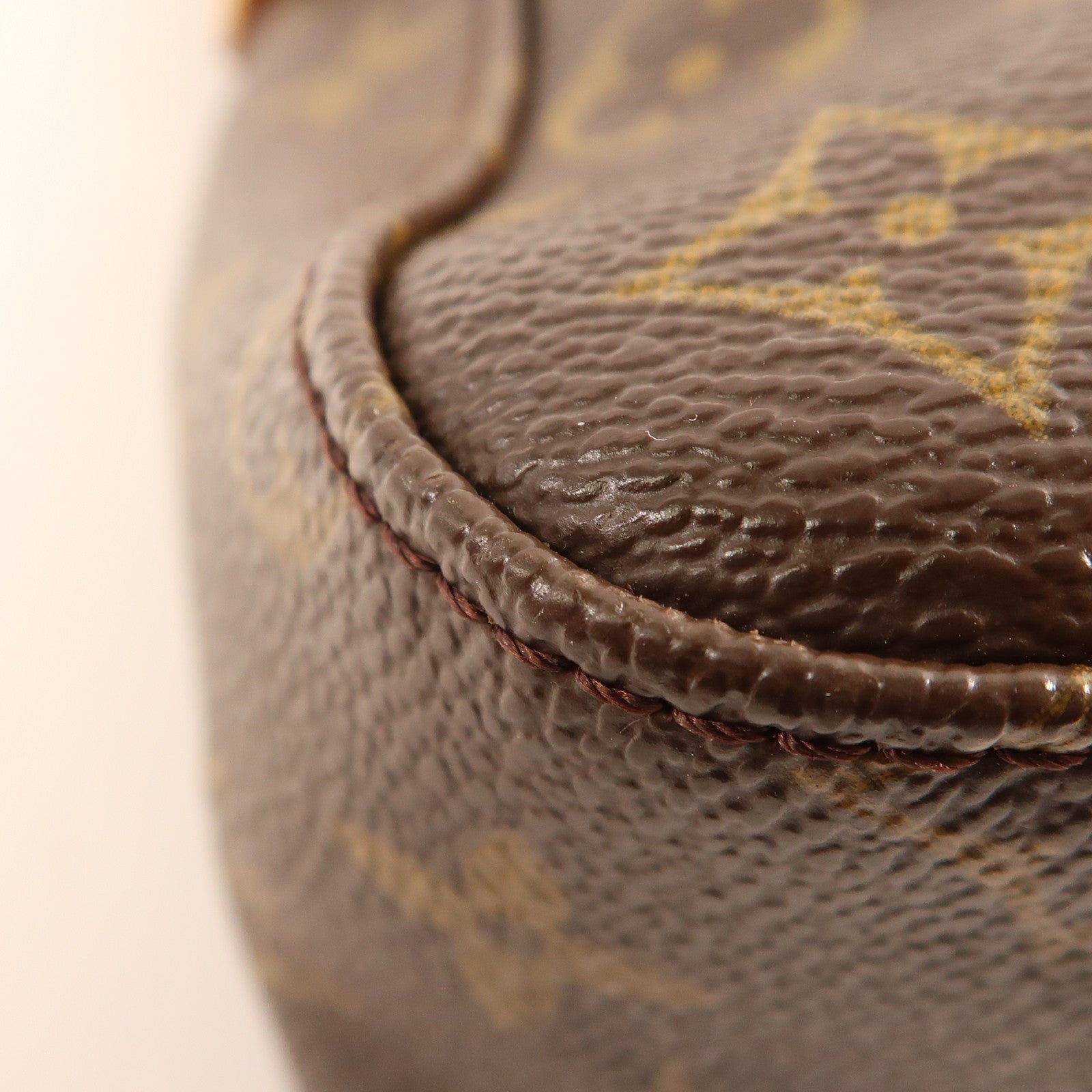 LOUIS VUITTON Monogram Mini Looping金扣肩背袋