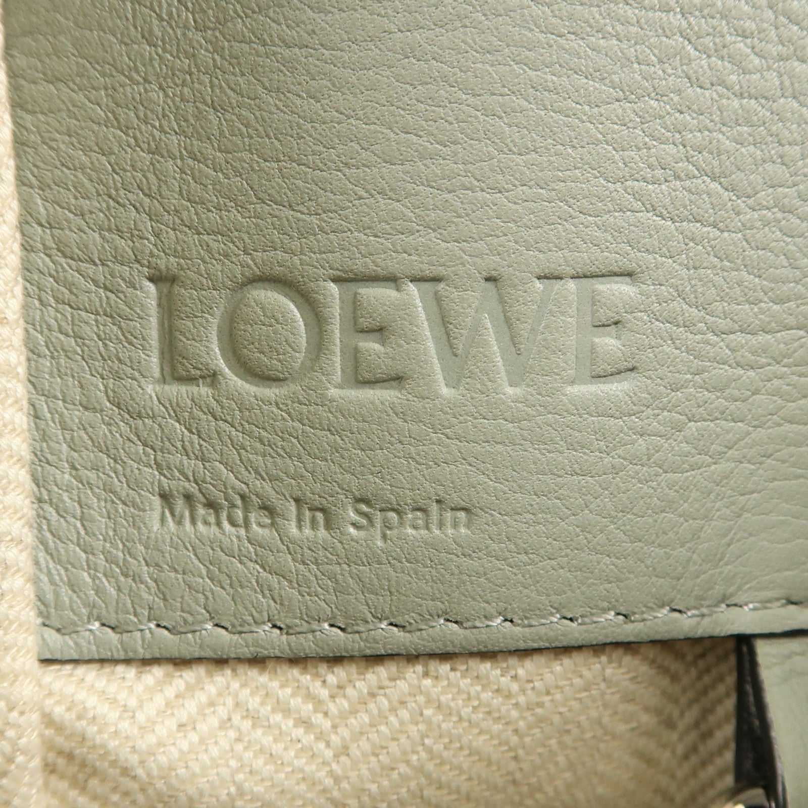 LOEWE 牛皮皮革Hammock銀扣手挽肩背兩用袋