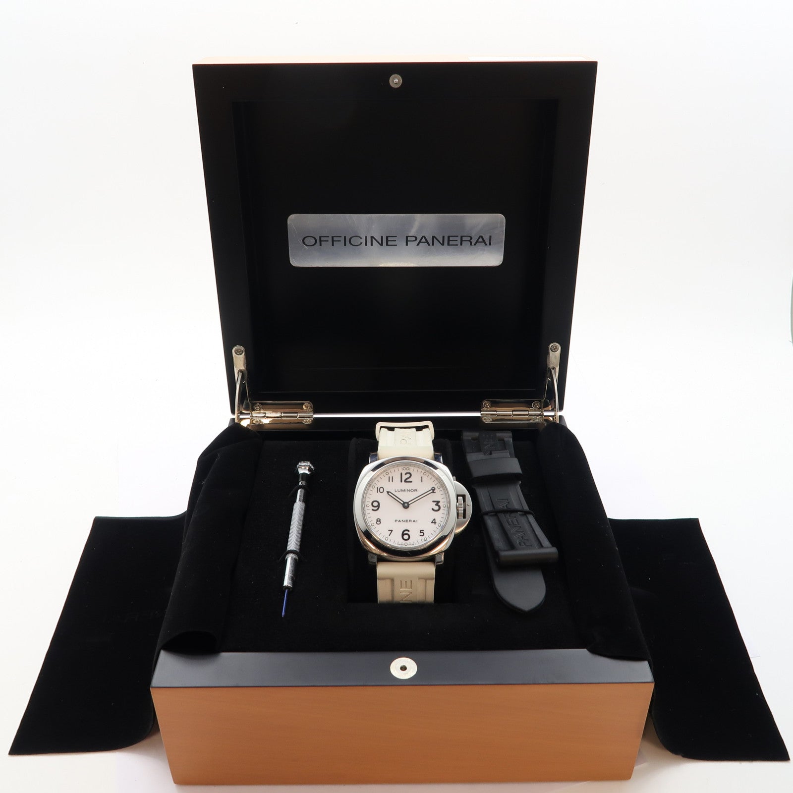 PANERAI Luminor不鏽鋼/橡膠帶手錶手動機芯白色