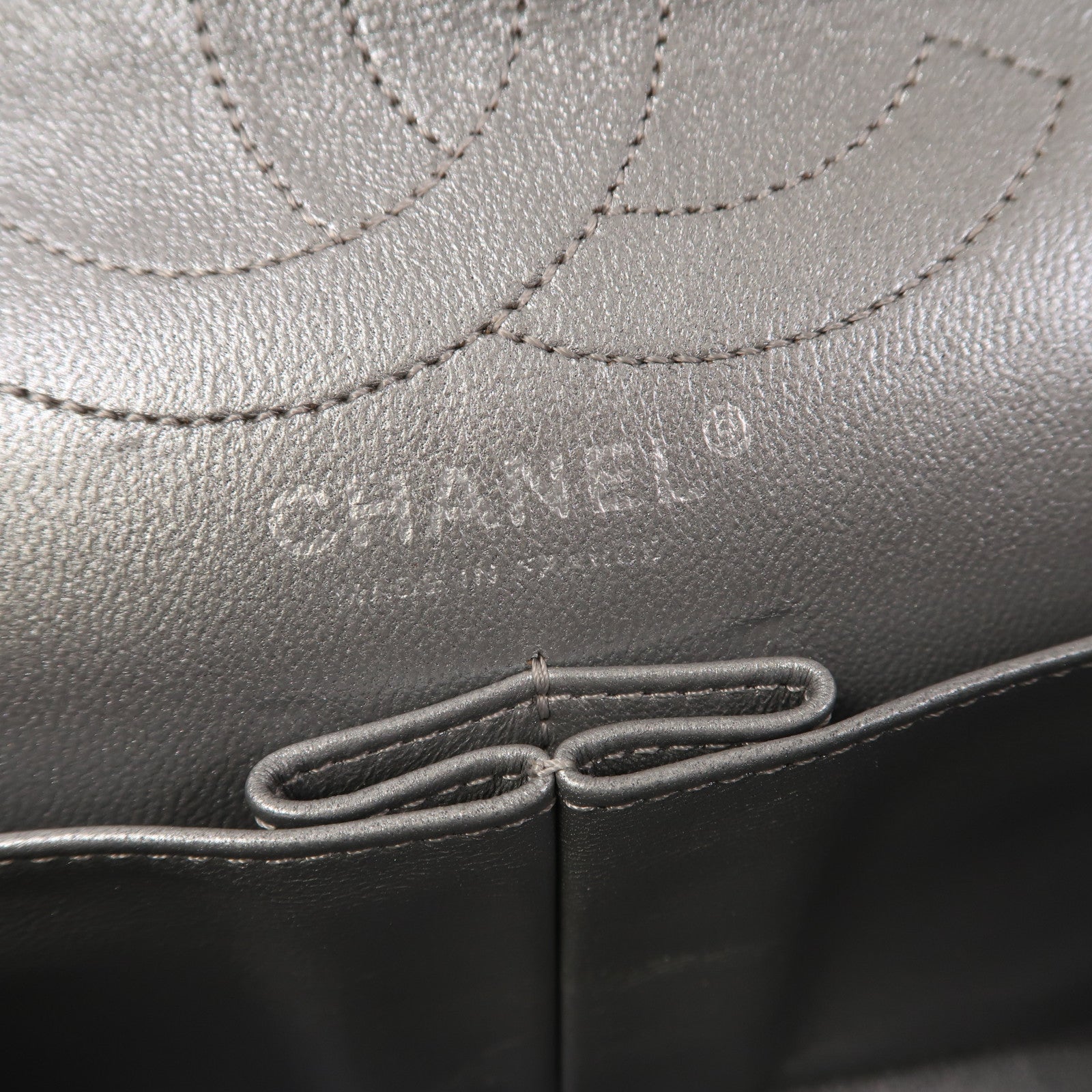 CHANEL 菱格牛皮皮革2.55銀扣鏈帶肩背袋銀色