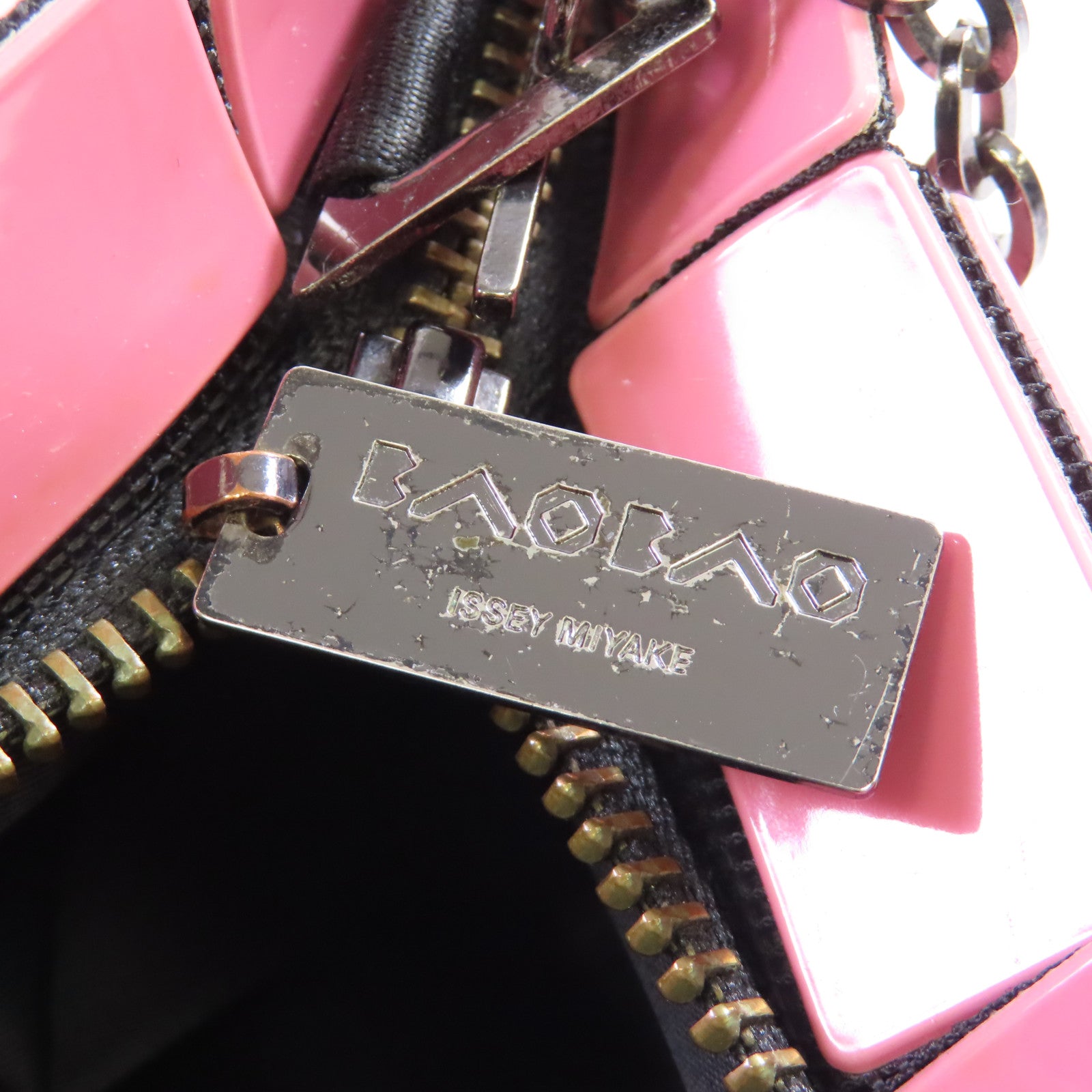 BAO BAO ISSEYMIYAKE PVC Shoulder Bag銀扣鏈帶肩背袋粉紅色