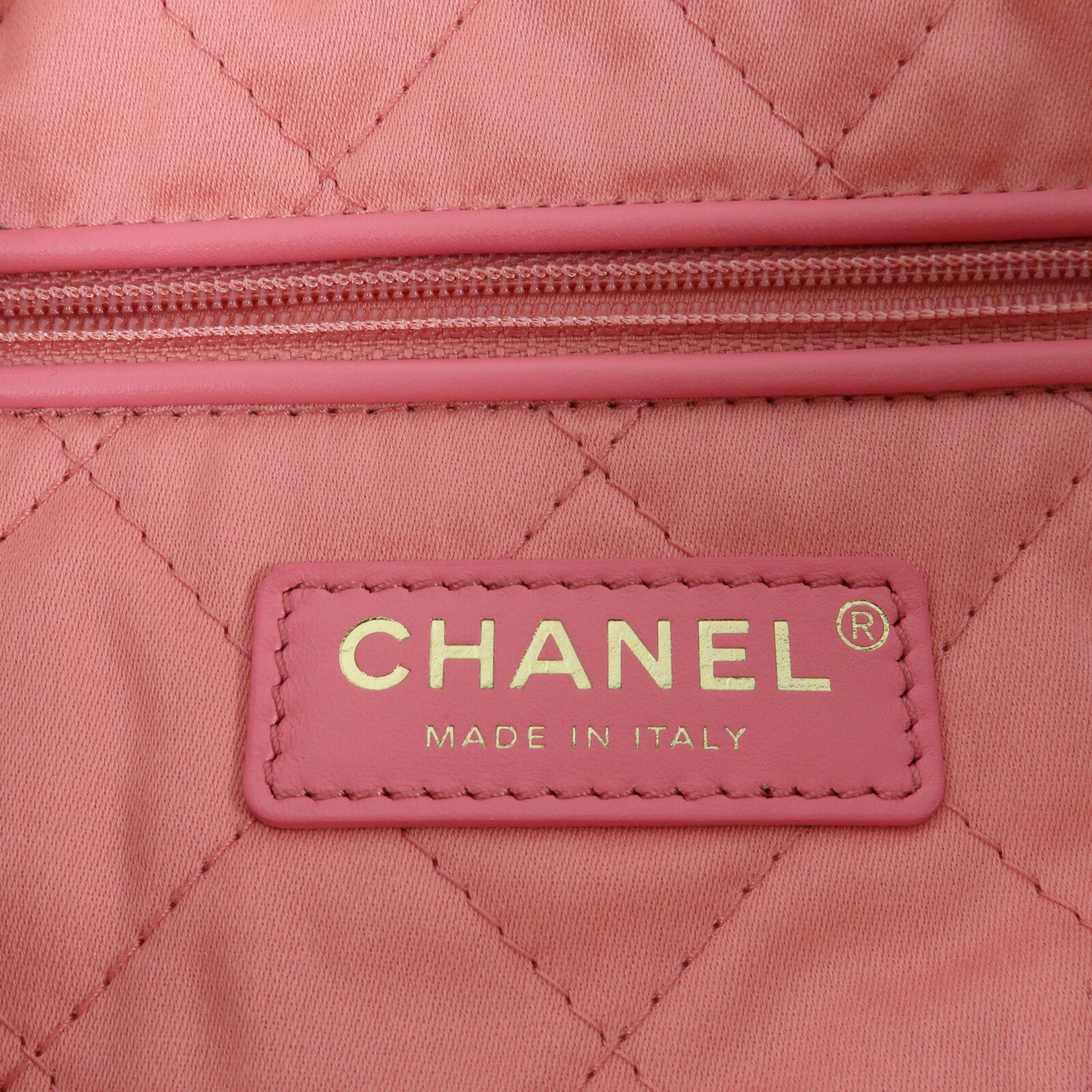 CHANEL 棉質Chanel 22 Small金扣鏈帶肩背袋