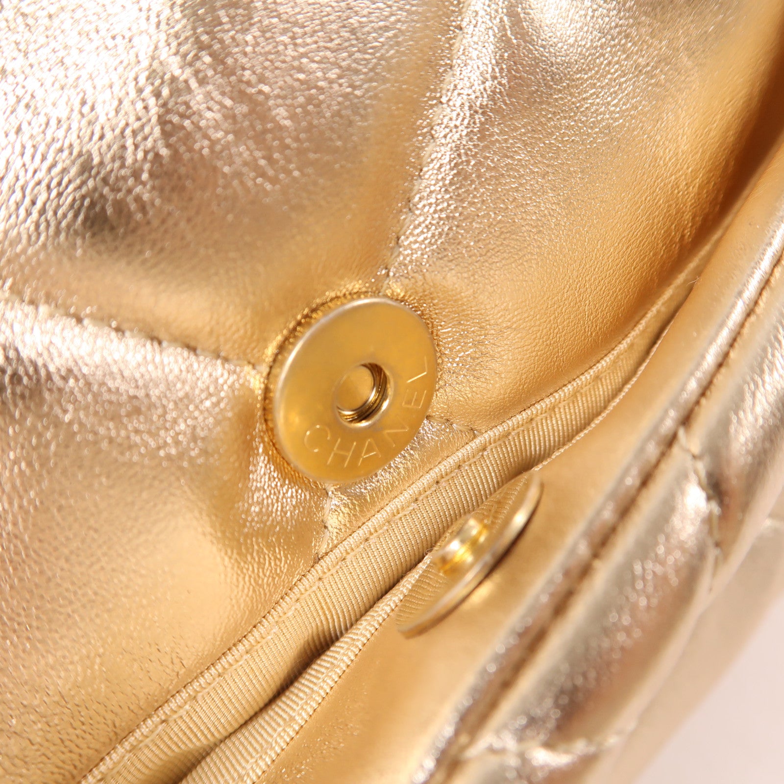 CHANEL 羊皮皮革C19 Small手挽肩背兩用袋