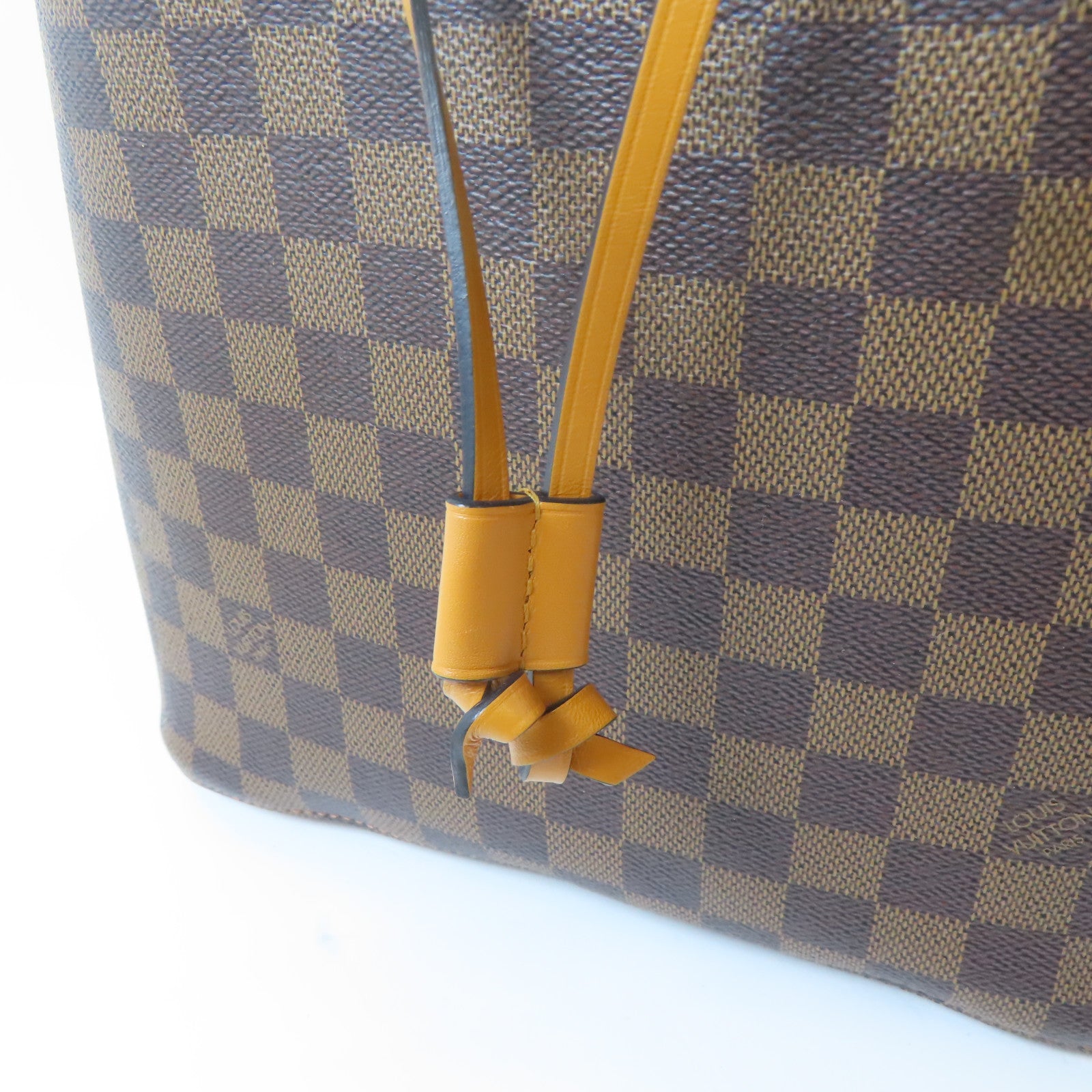 LOUIS VUITTON Damier Neo Noe金扣肩背袋啡色