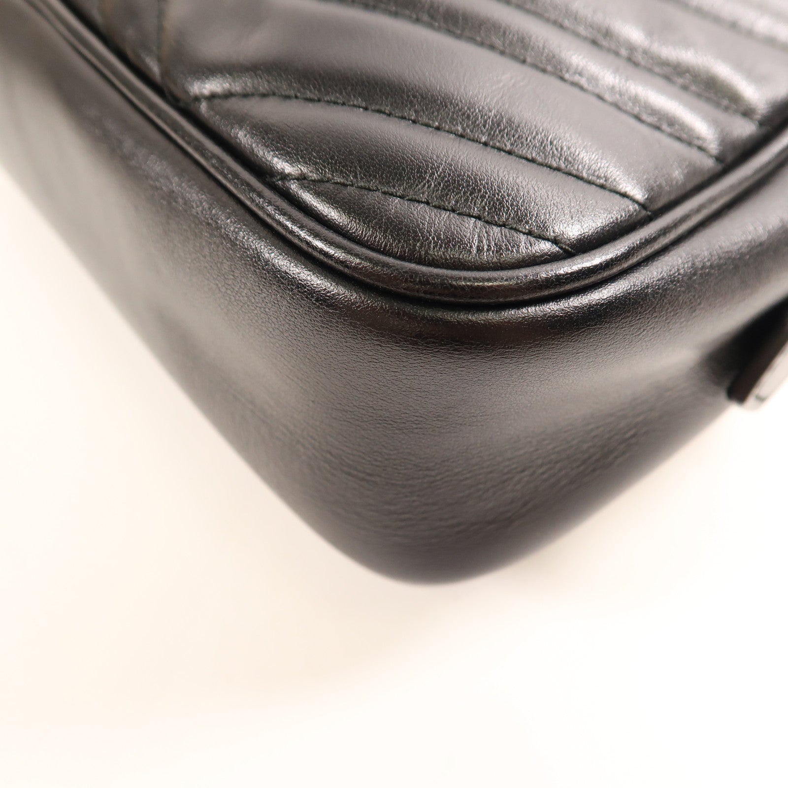 GUCCI GG GHW GG Marmont Small Chain Shoulder Bag Calfskin Leather 447632 Black