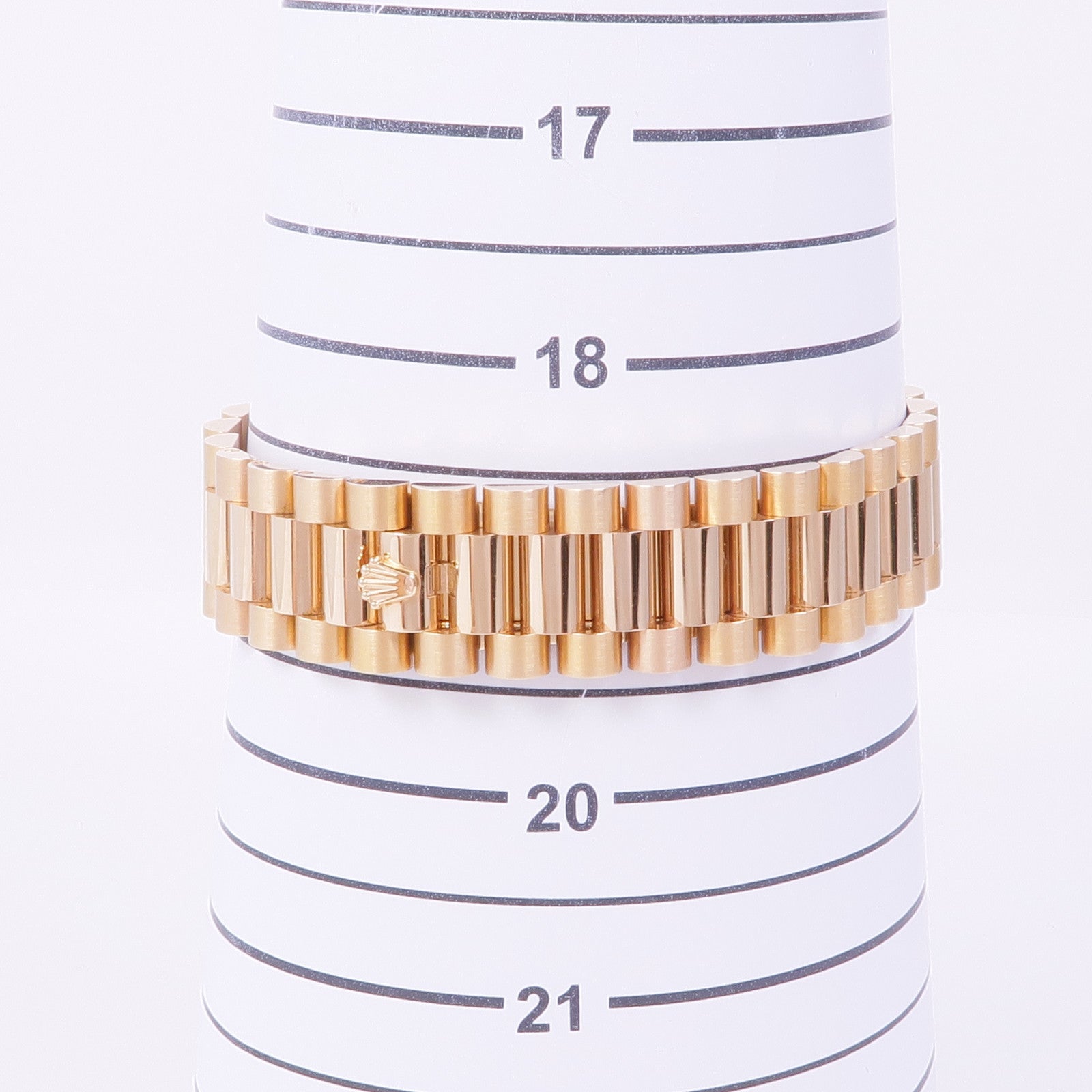 ROLEX Day Date 41 218235