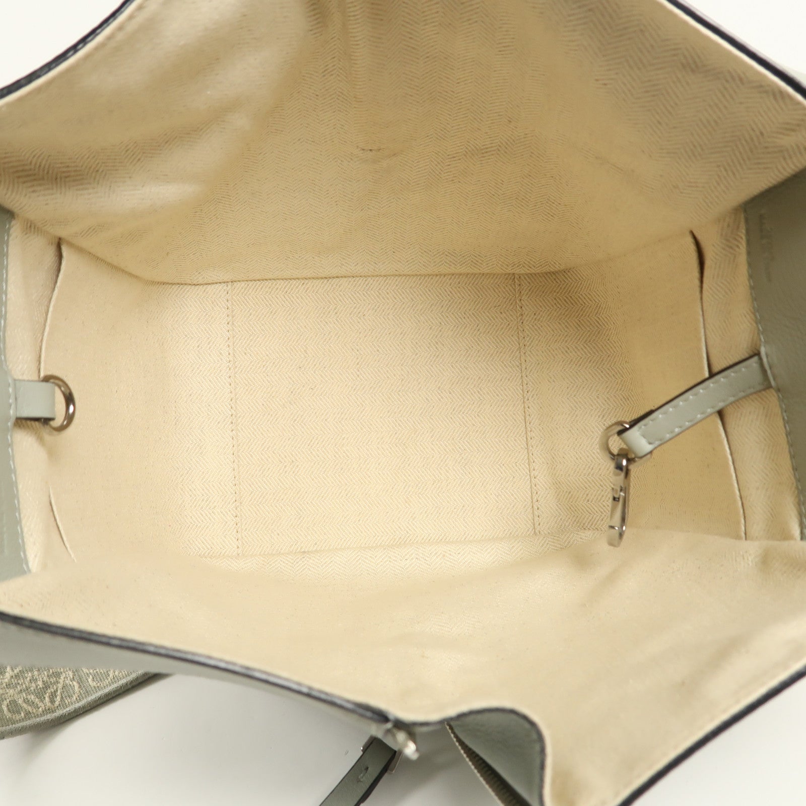 LOEWE 牛皮皮革Hammock銀扣手挽肩背兩用袋