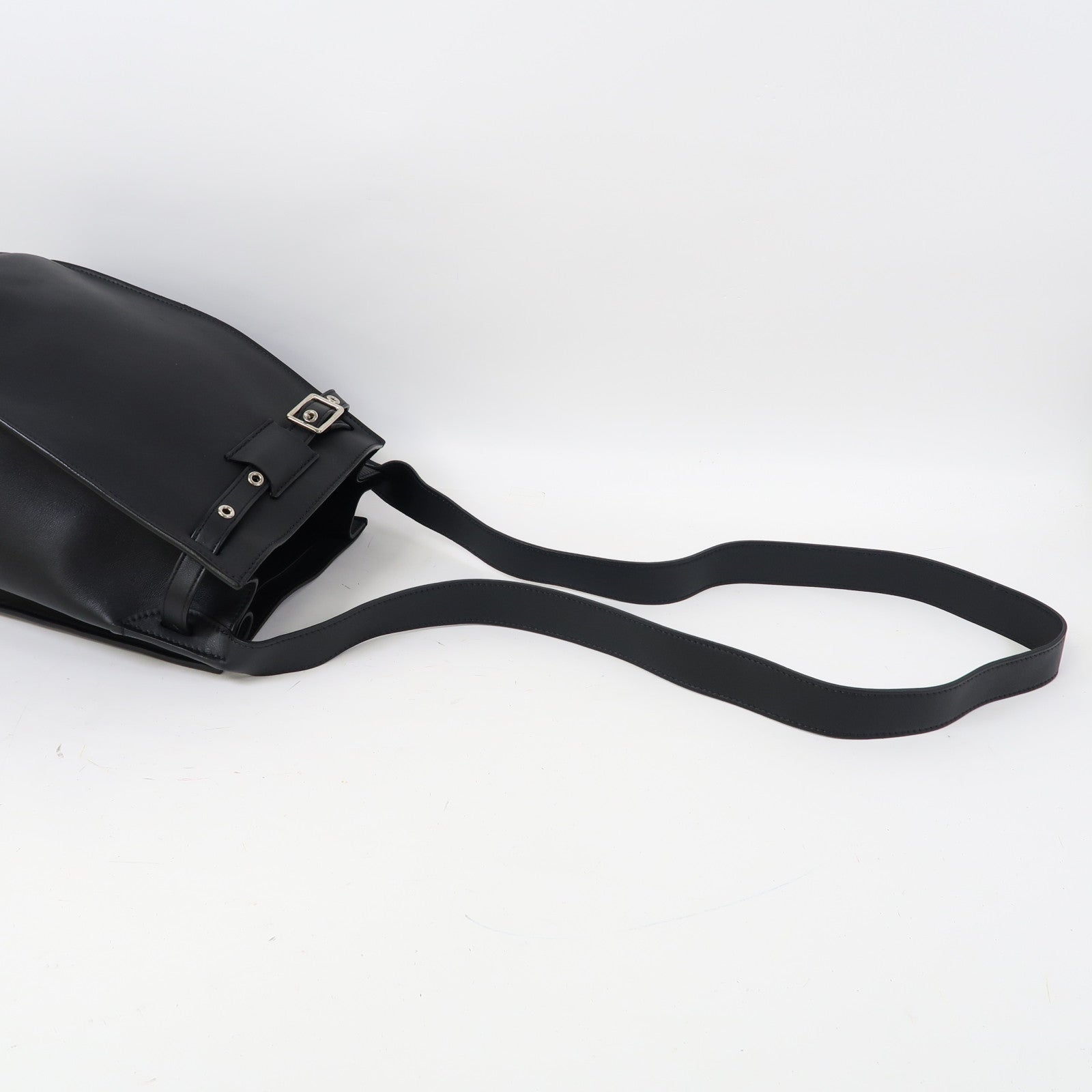 CELINE 牛皮皮革Big Bag Bucket銀扣肩背袋黑色