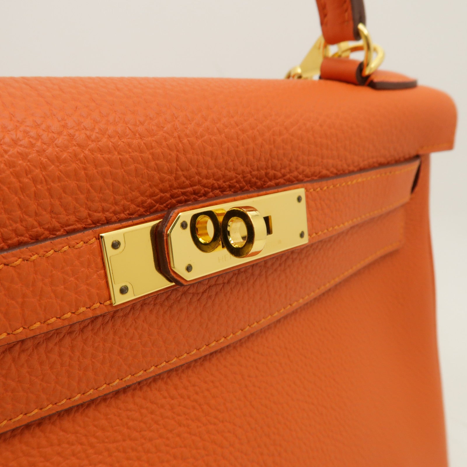 HERMES 【激減優惠】Togo皮革Kelly 28金扣手挽肩背兩用袋Feu火焰橘色
