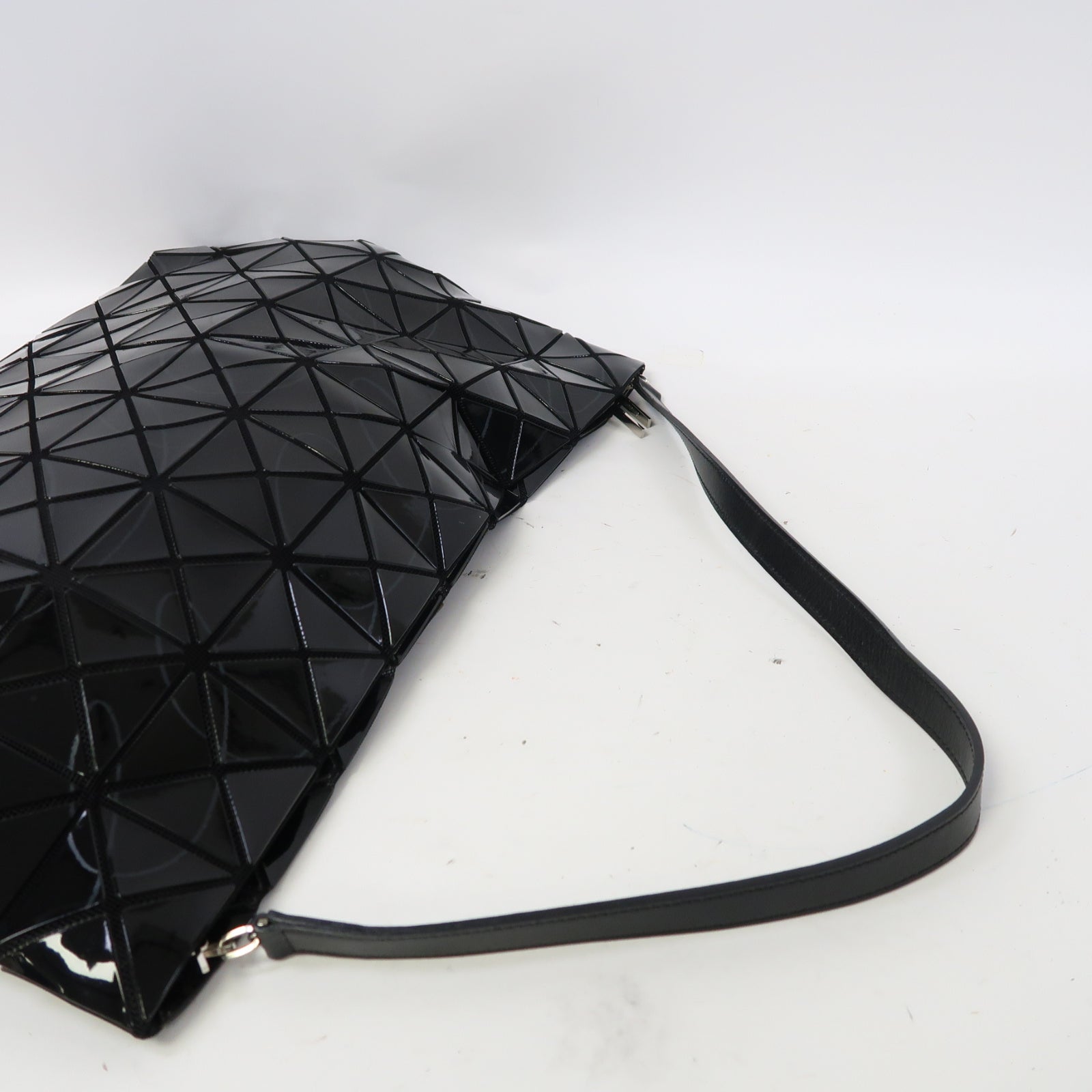 BAO BAO ISSEYMIYAKE PVC Tote Bag銀扣手挽袋黑色
