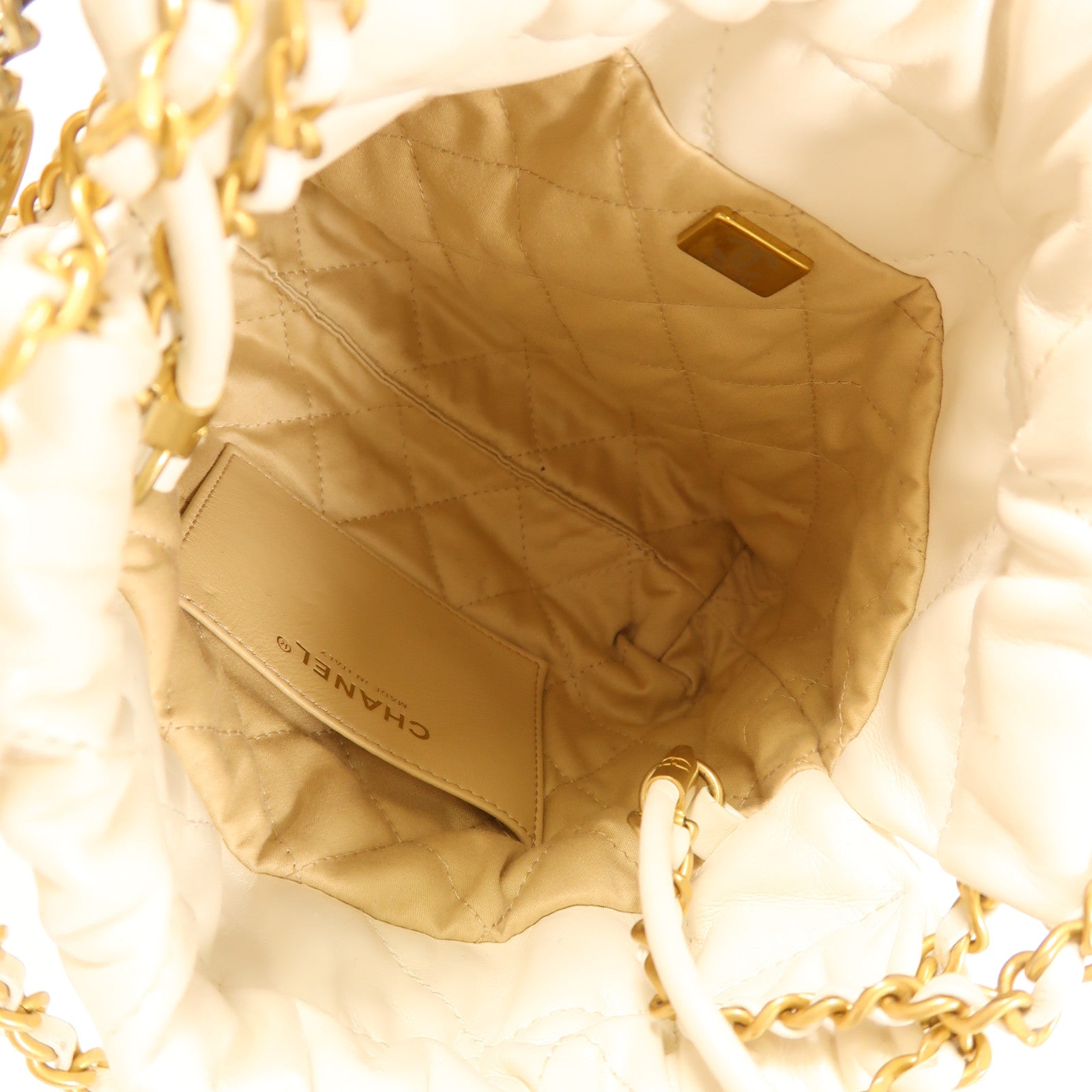 CHANEL 牛皮皮革Chanel 22 Mini金扣鏈帶肩背袋