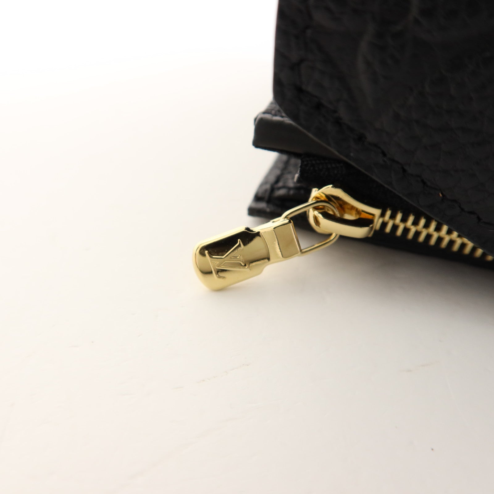 LOUIS VUITTON Monogram Empreinte Zoe金扣錢包