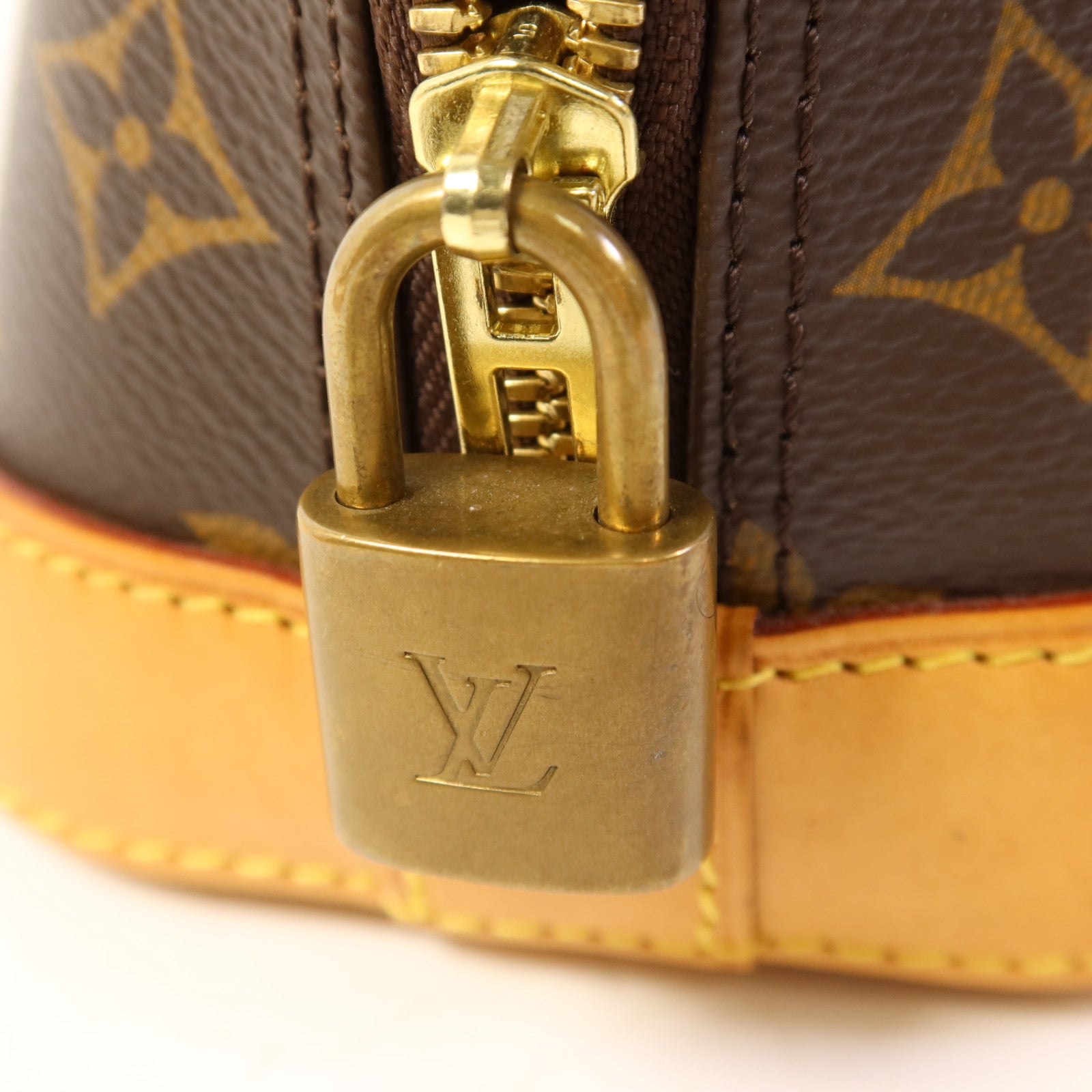 LOUIS VUITTON Monogram Alma BB金扣手挽肩背兩用袋