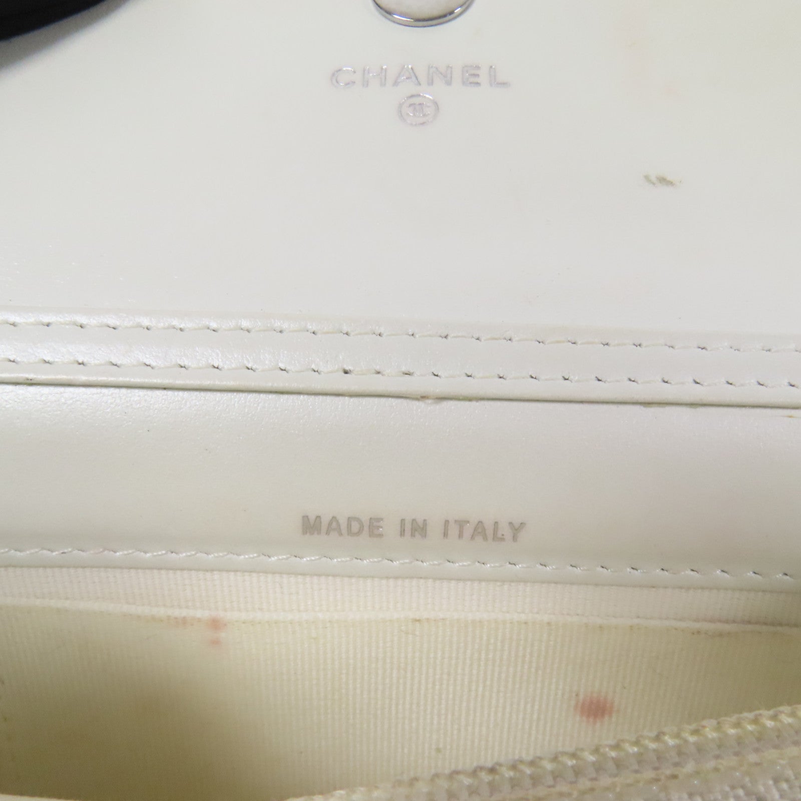 CHANEL 牛皮皮革Shoulder Bag銀扣肩背袋