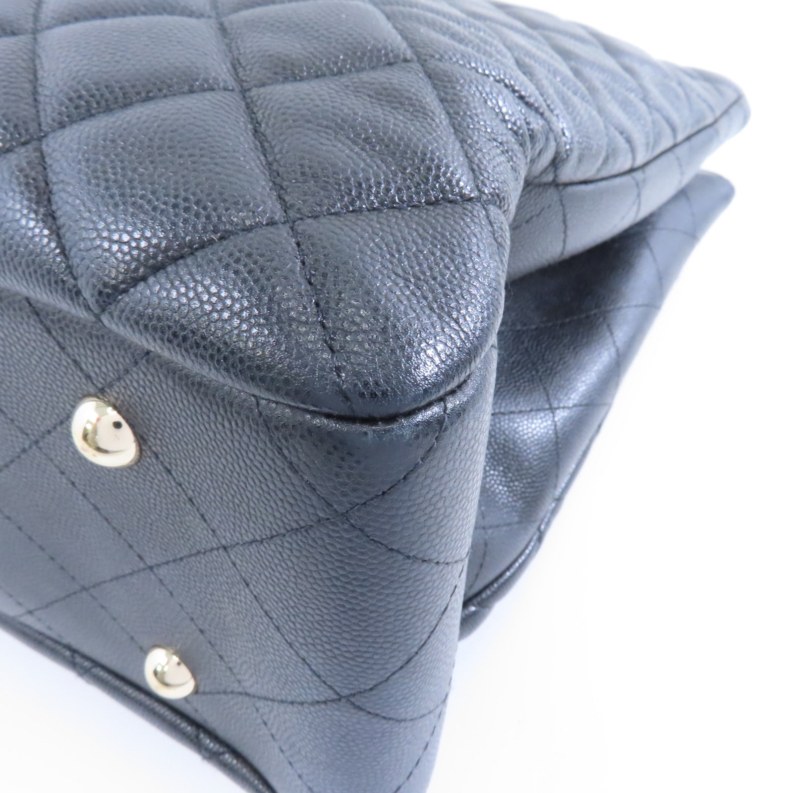 CHANEL 菱格Caviar皮革Chain Shoulder金扣鏈帶肩背袋黑色