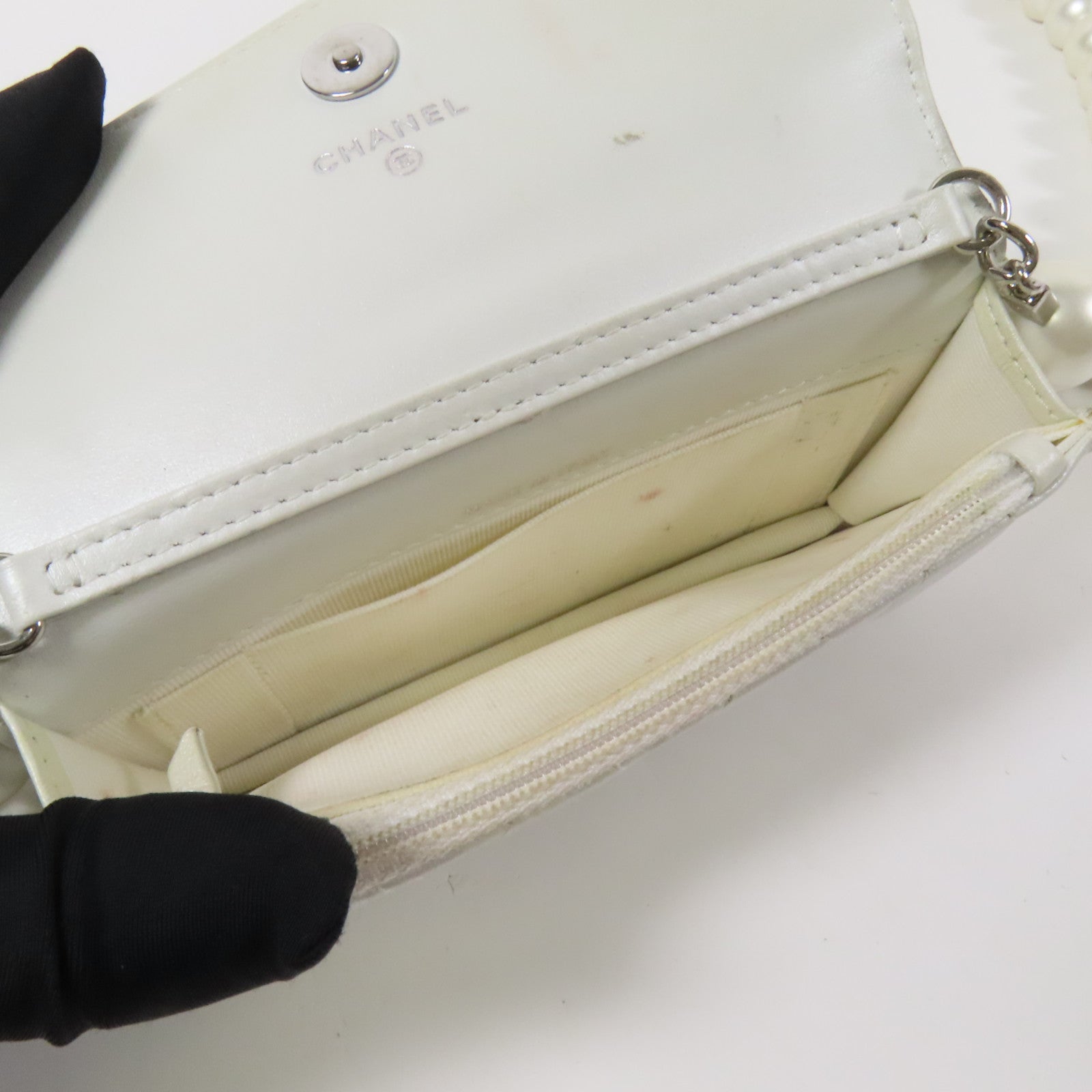 CHANEL 牛皮皮革Shoulder Bag銀扣肩背袋