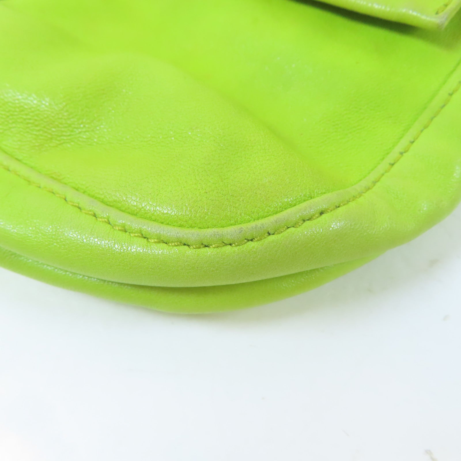 FENDI 牛皮皮革Handbag銀扣手挽袋綠色