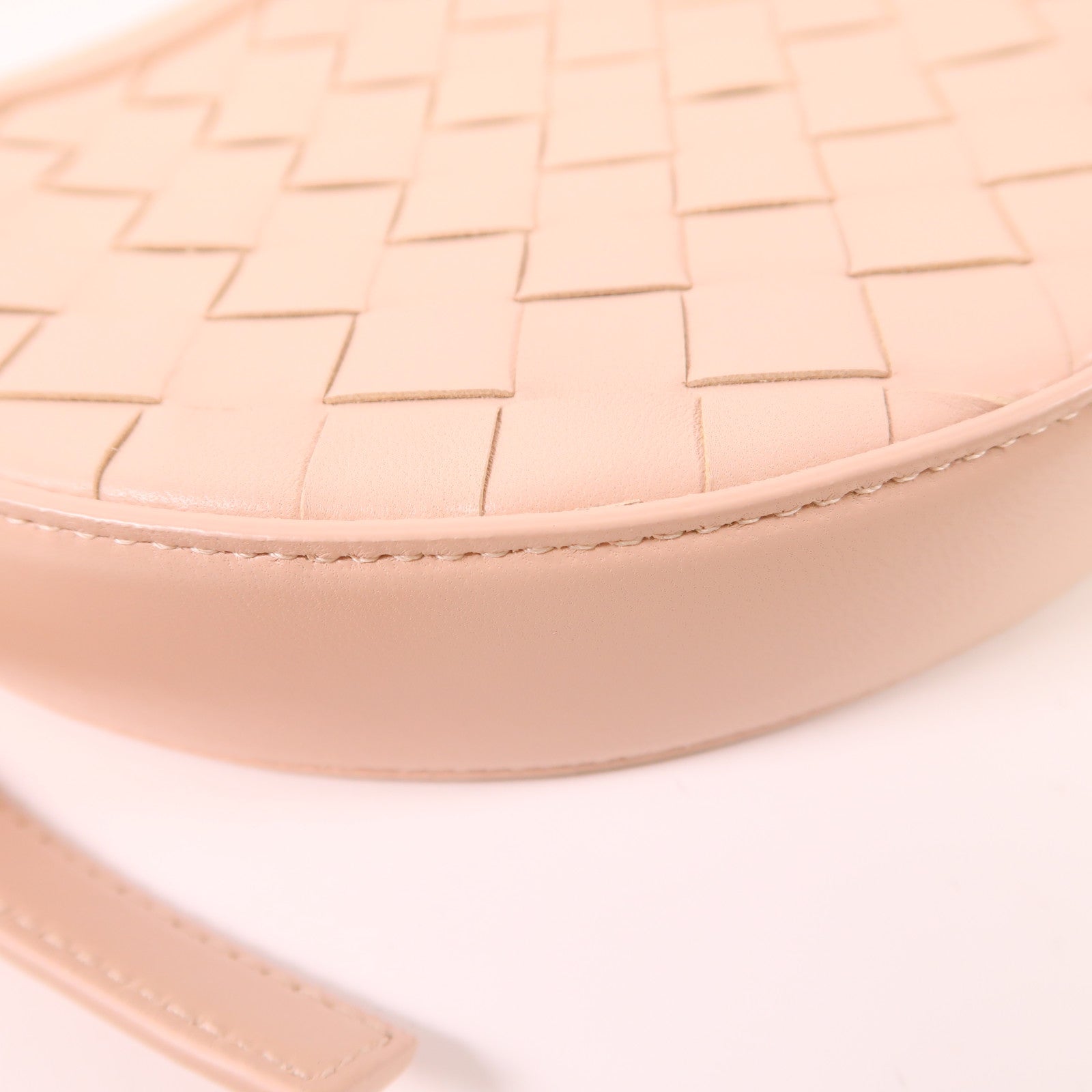 BOTTEGA VENETA 牛皮皮革Shoulder Bag金扣肩背袋