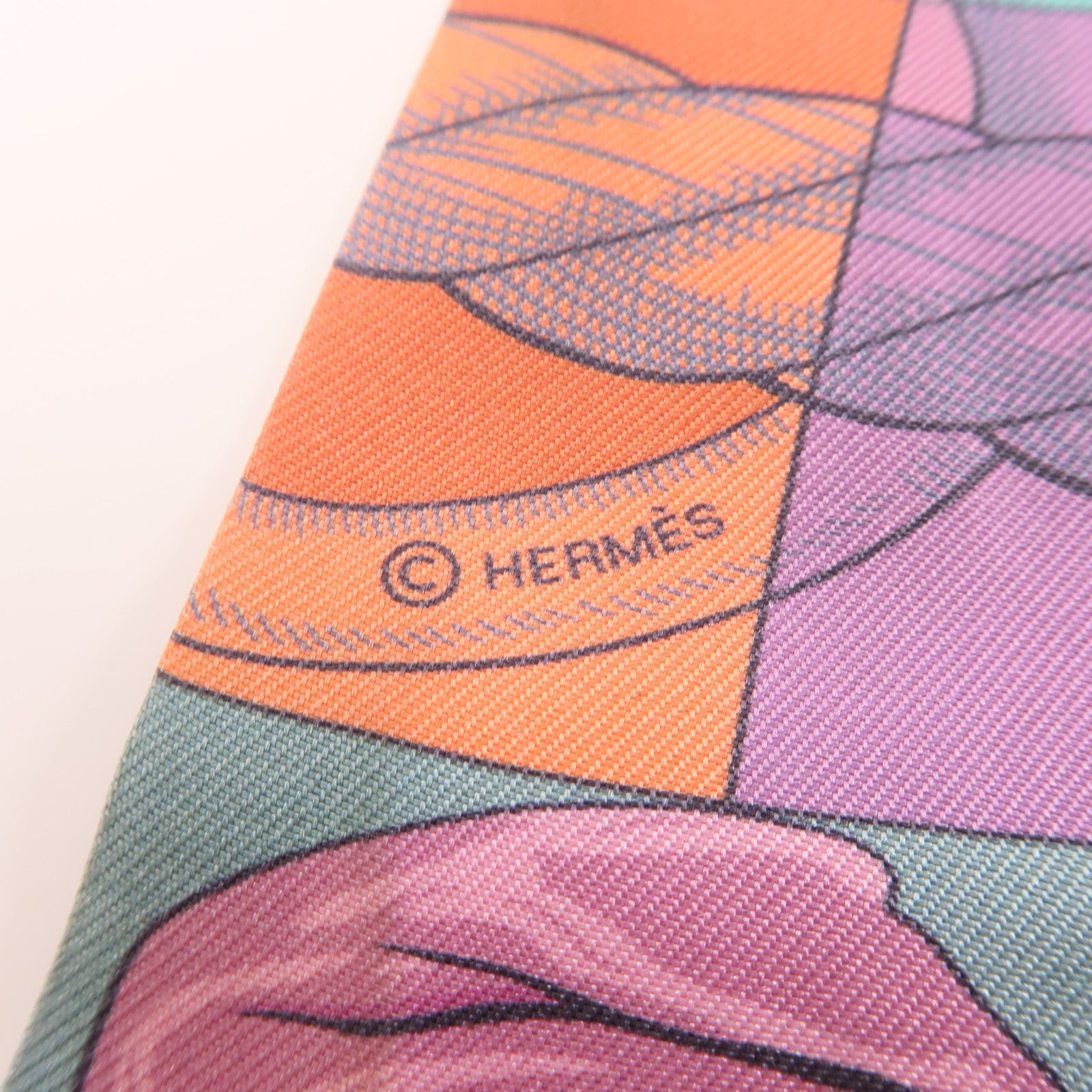 HERMES 絲質Twilly絲巾彩色