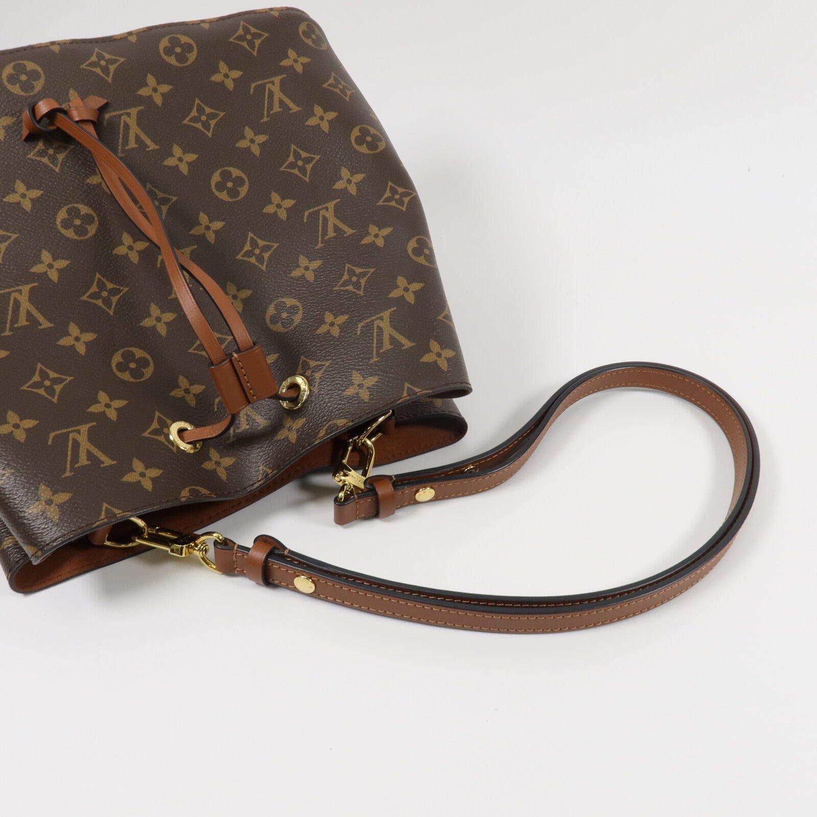 LOUIS VUITTON Monogram NeoNoe MM肩背袋