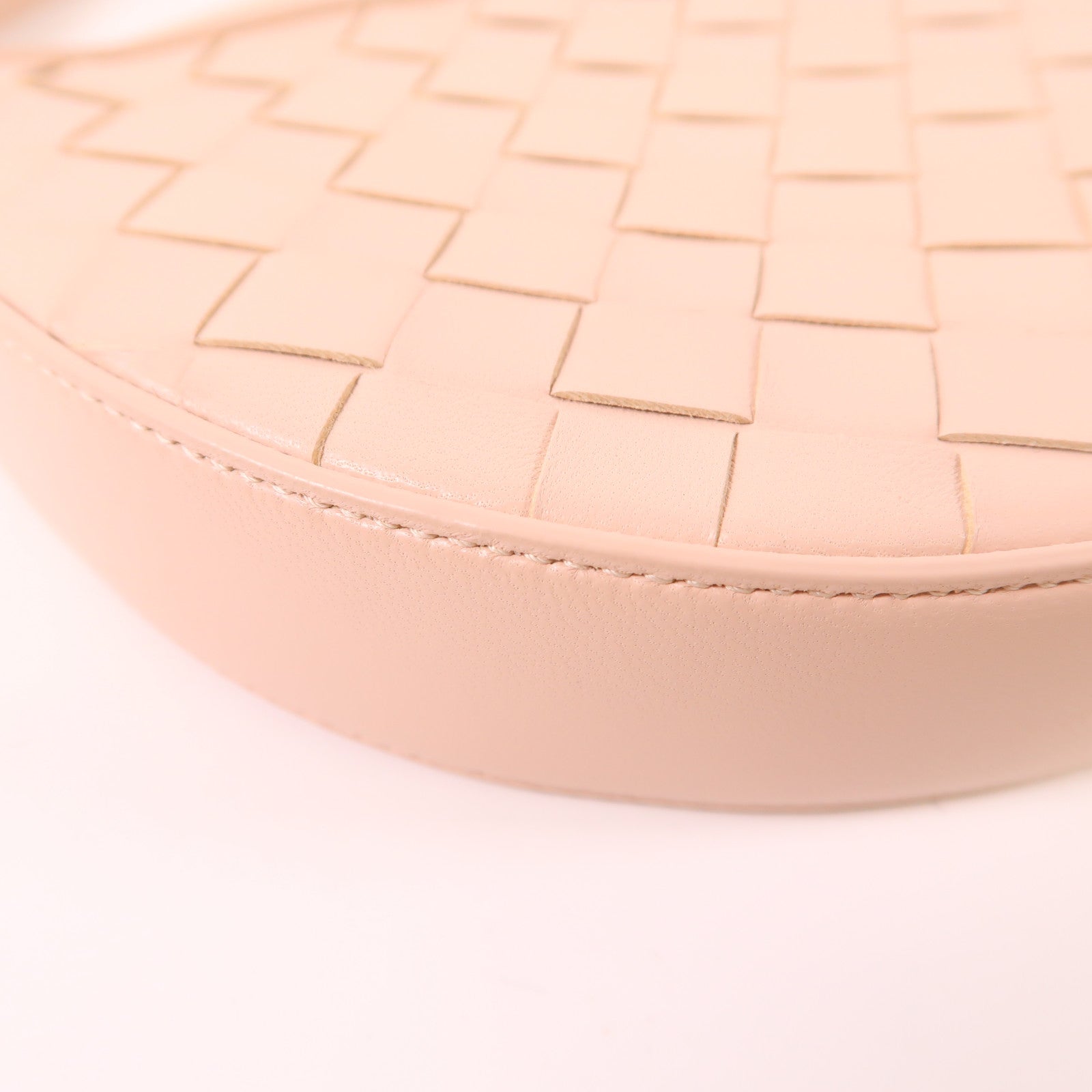 BOTTEGA VENETA 牛皮皮革Shoulder Bag金扣肩背袋