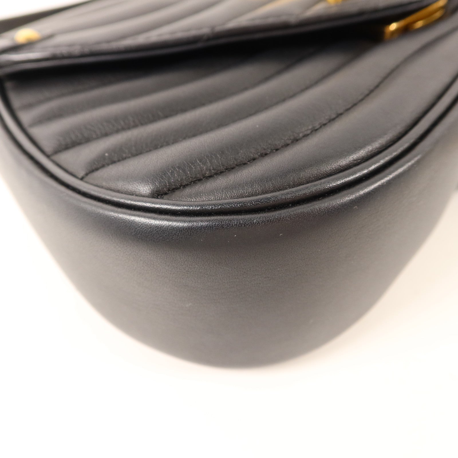 LOUIS VUITTON 牛皮皮革New Wave MM金扣鏈帶手挽肩背兩用袋