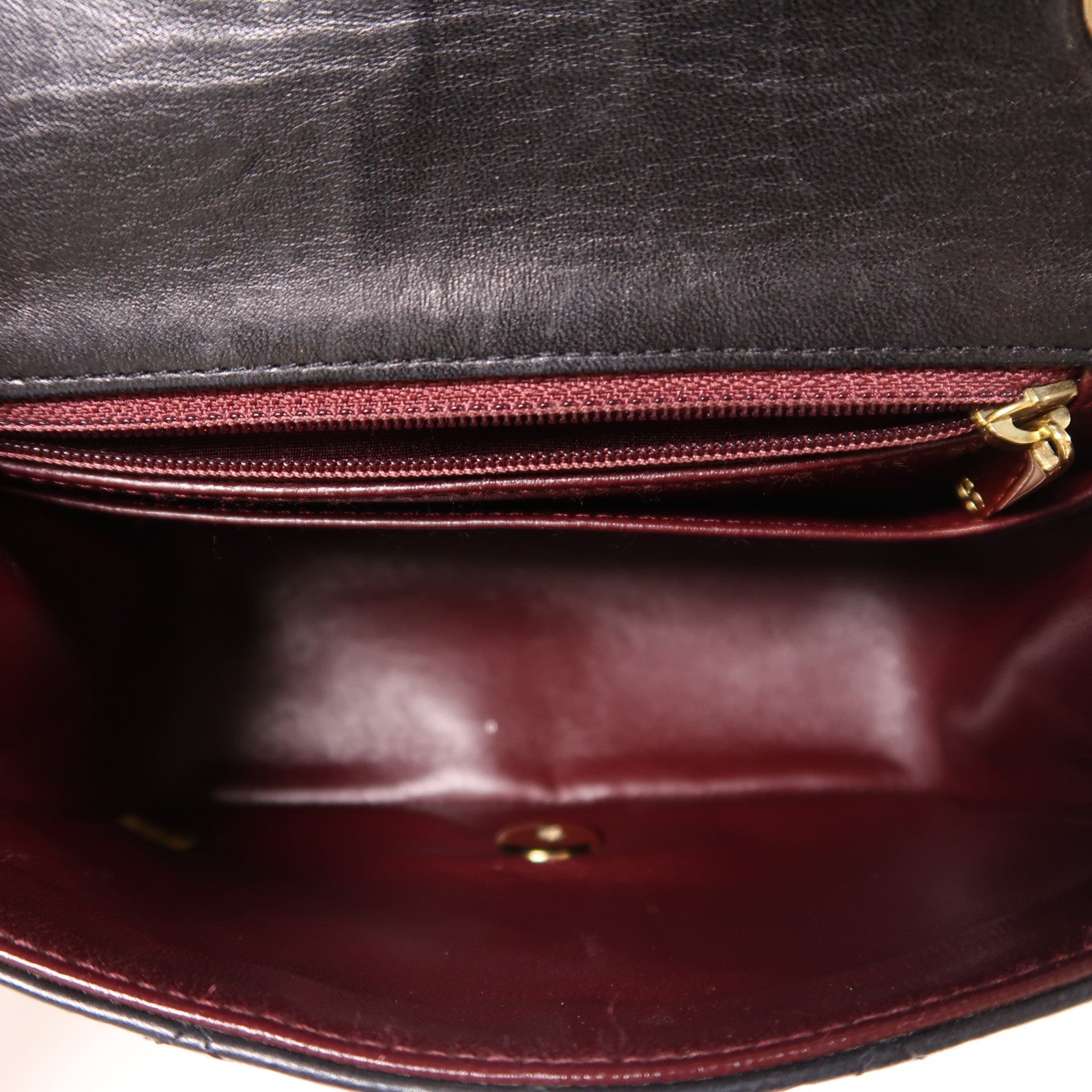 CHANEL 羊皮皮革Mini Classic 17金扣鏈帶肩背袋