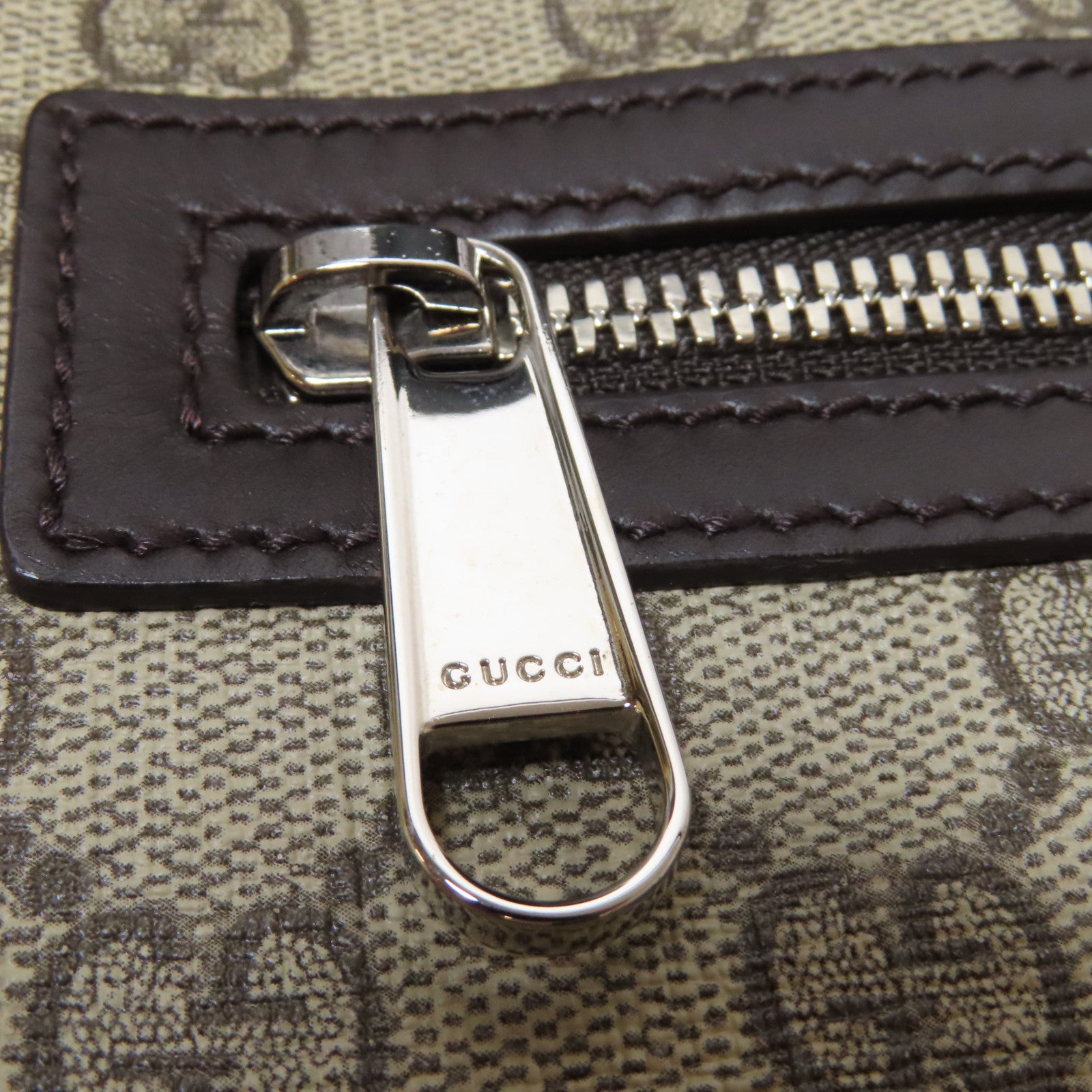 GUCCI 塗層帆布Shoulder Bag銀扣肩背袋啡色