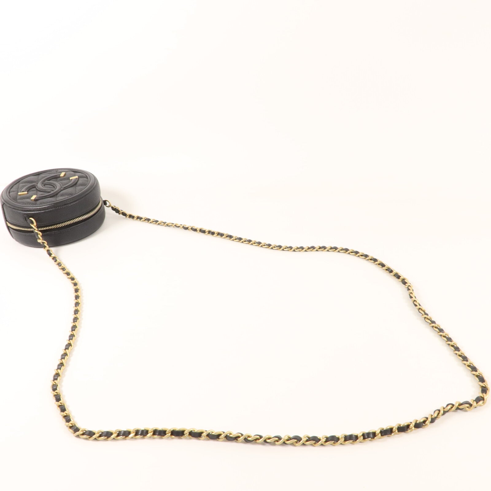 CHANEL 牛皮皮革Round CC Filigree Bag鏈帶肩背袋