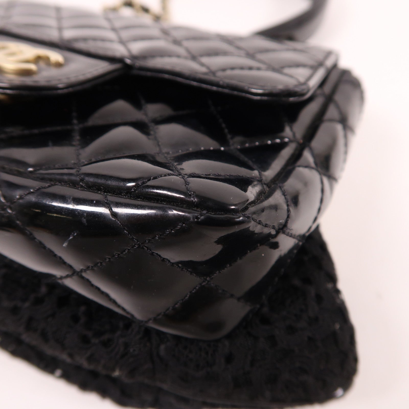 CHANEL 漆皮皮革Chain Shoulder金扣鏈帶肩背袋