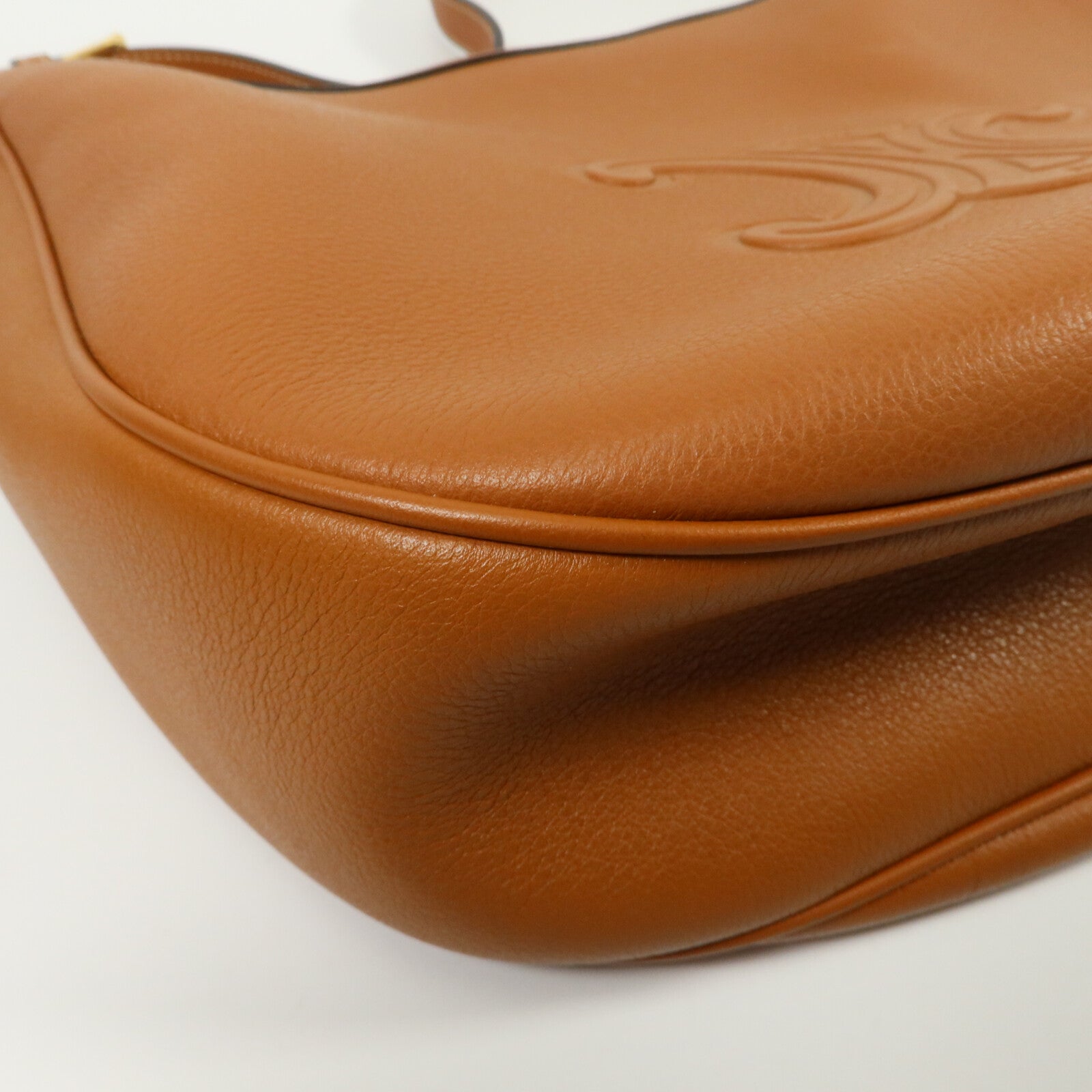 CELINE 牛皮皮革Medium Heloise肩背袋