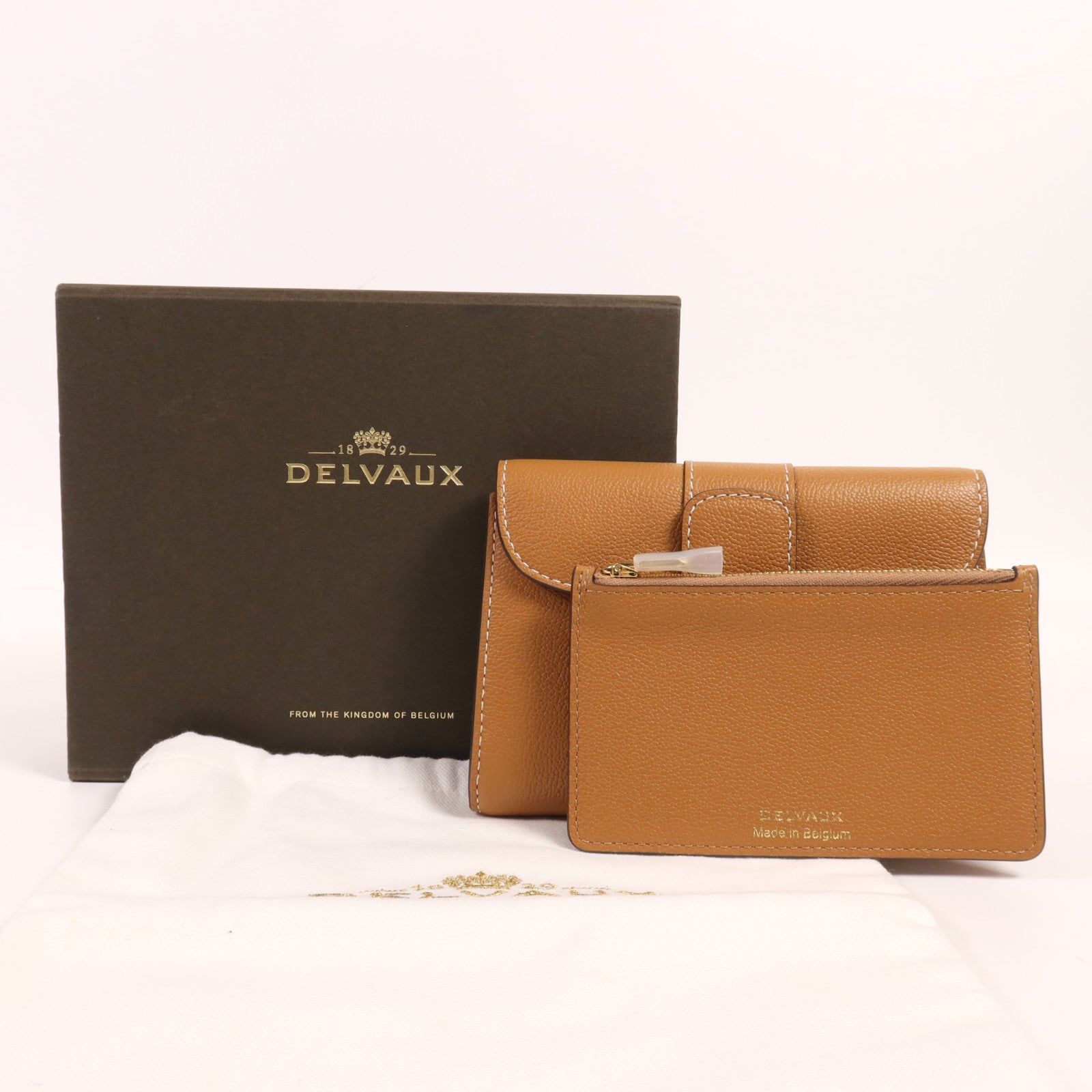Delvaux 牛皮皮革Brillant Compact Wallet金扣錢包