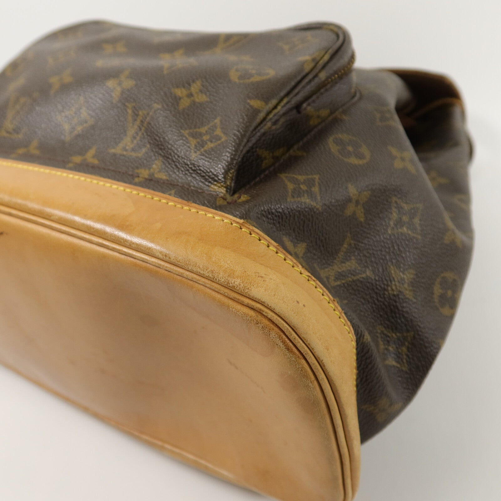 LOUIS VUITTON Monogram Montsouris GM背包