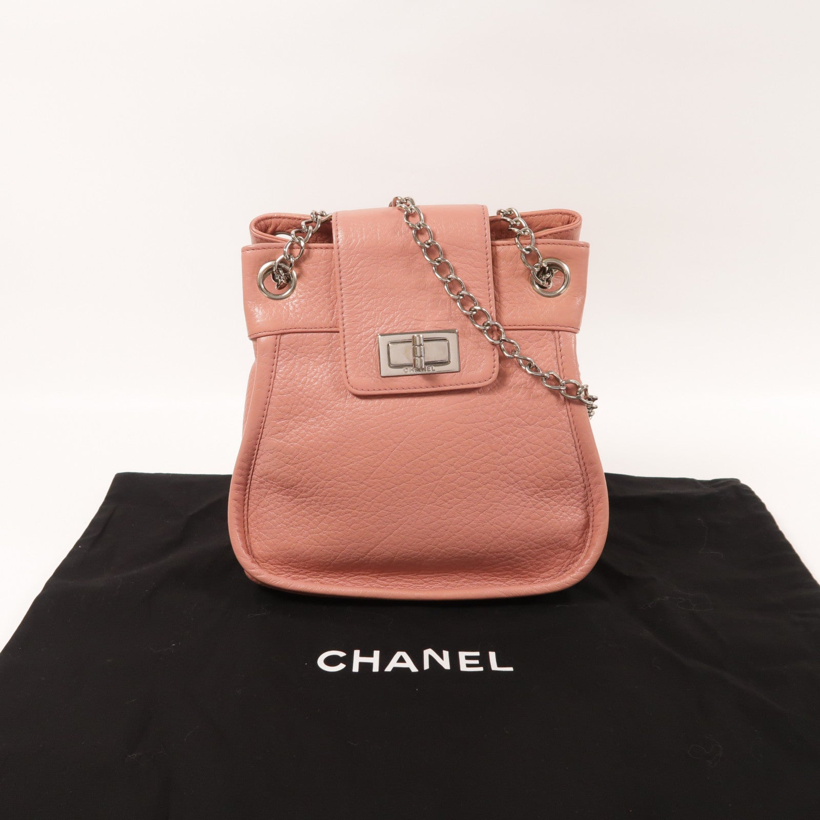 CHANEL 牛皮皮革2.55銀扣鏈帶肩背袋
