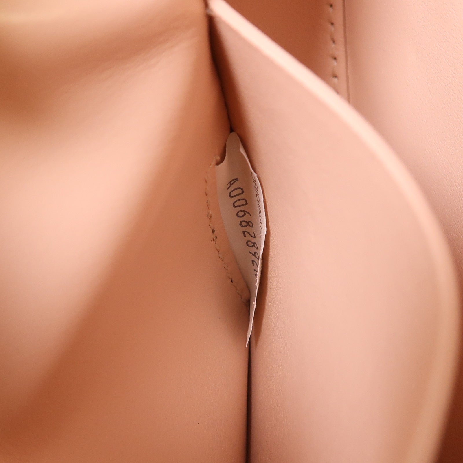 BOTTEGA VENETA 牛皮皮革Shoulder Bag金扣肩背袋