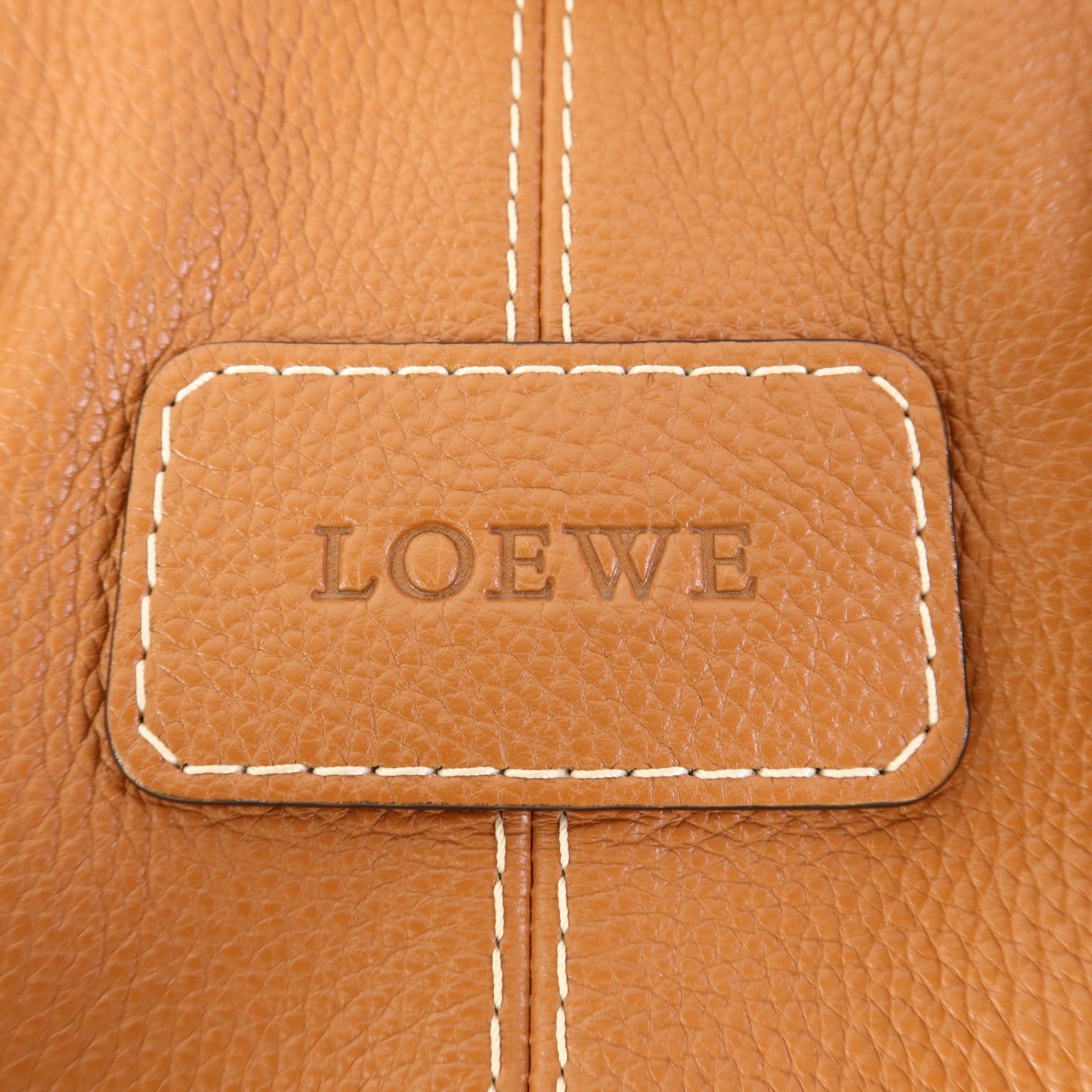 LOEWE 牛皮皮革Shoulder Bag金扣肩背袋