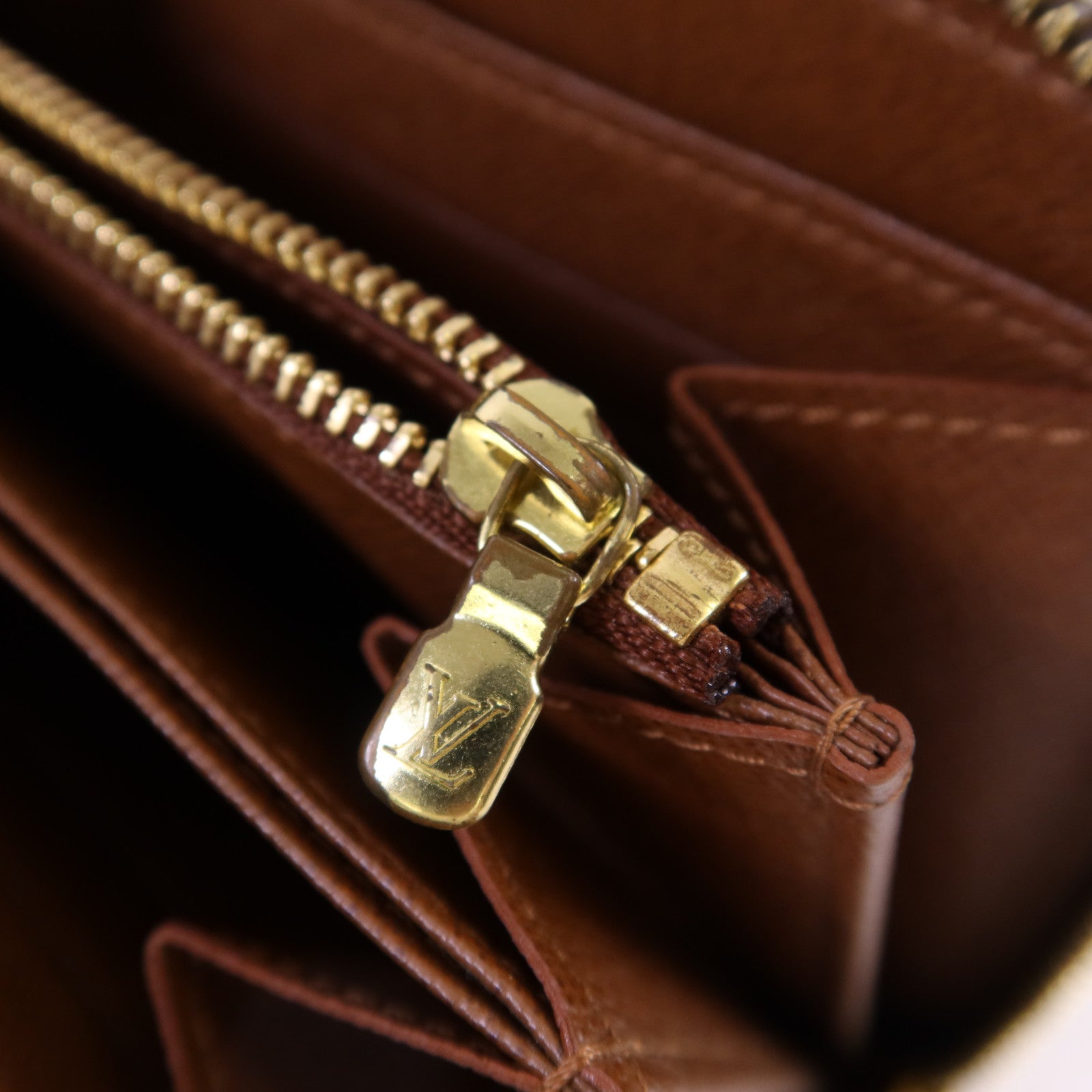 LOUIS VUITTON Monogram Zipper Long Wallet金扣長錢包