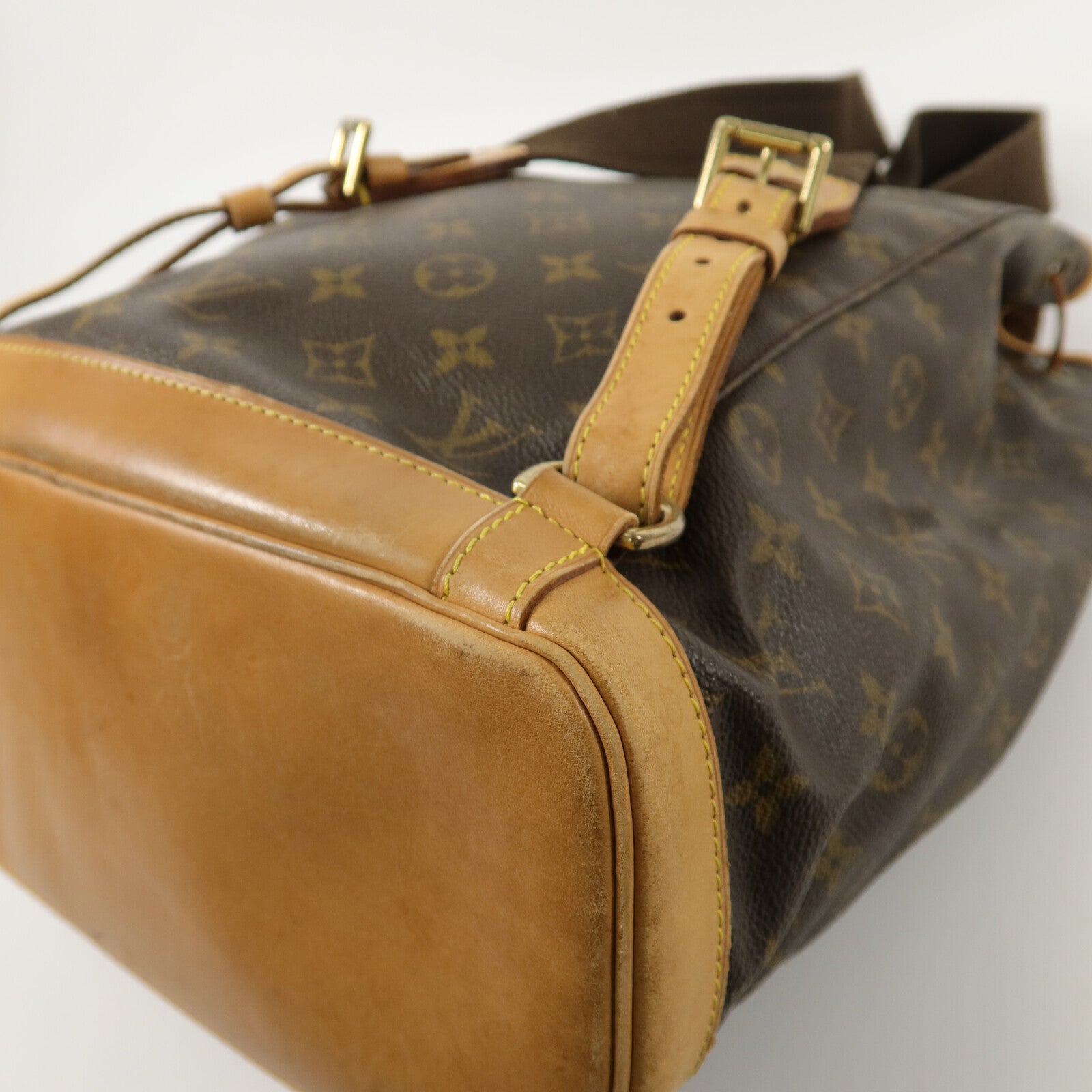 LOUIS VUITTON Monogram Montsouris GM背包